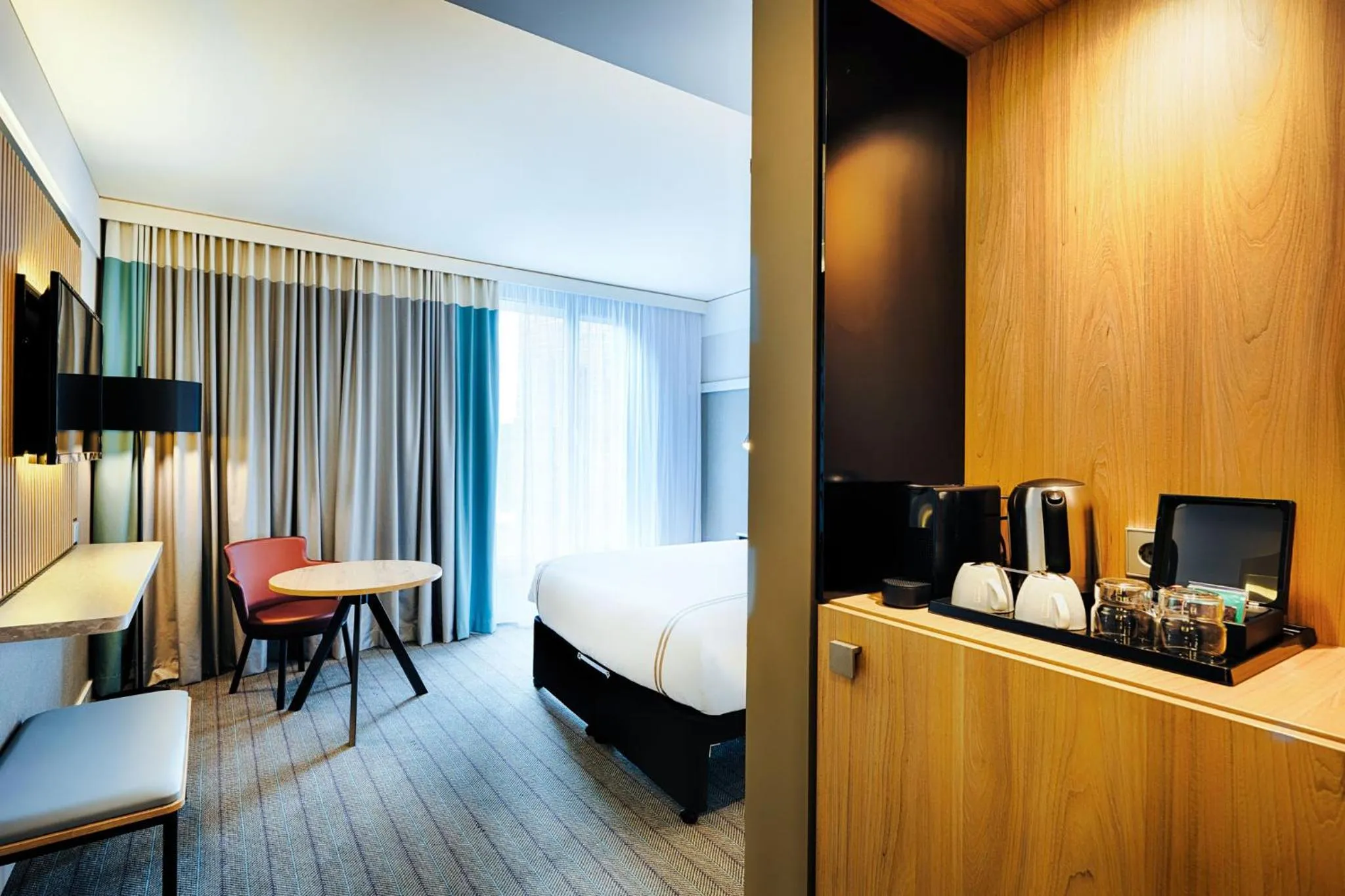 Photo of the whole room, Bed in Mercure Hotel Heilbronn