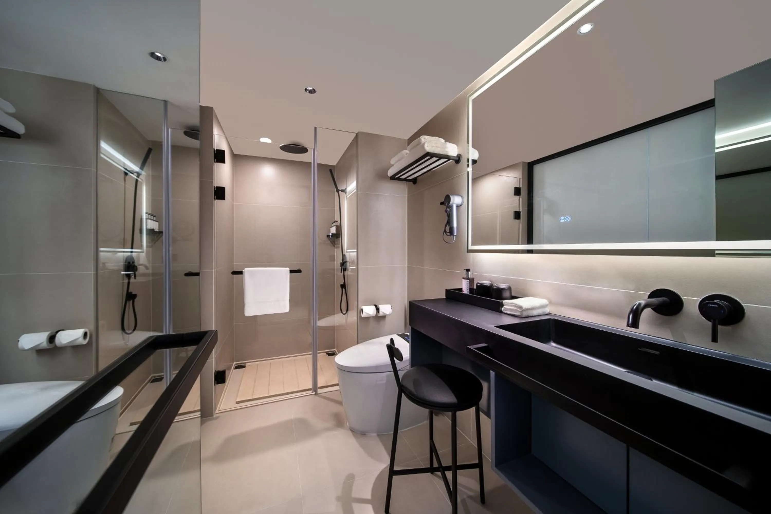 Bathroom in CYBO Station SSAW Shangpin Hotel Luohu Shenzhen