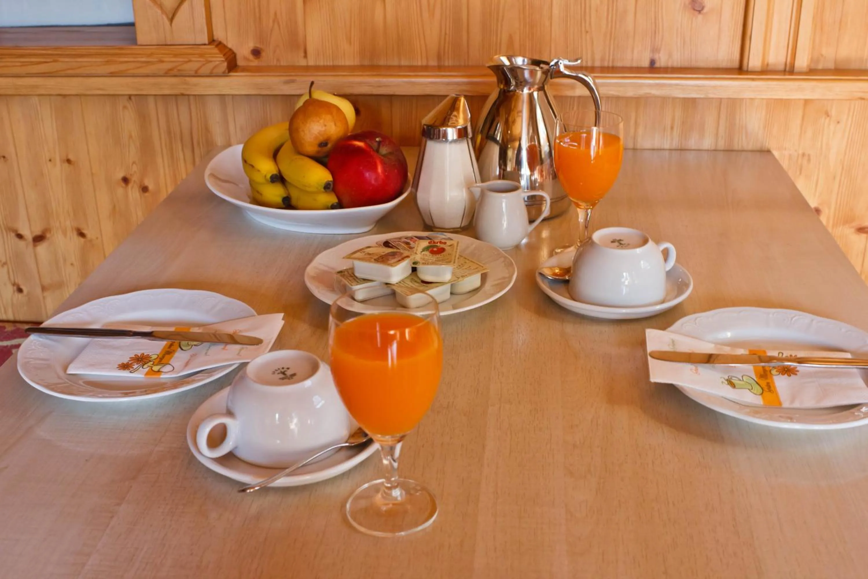 Food and drinks in Gasthof Pension Traube