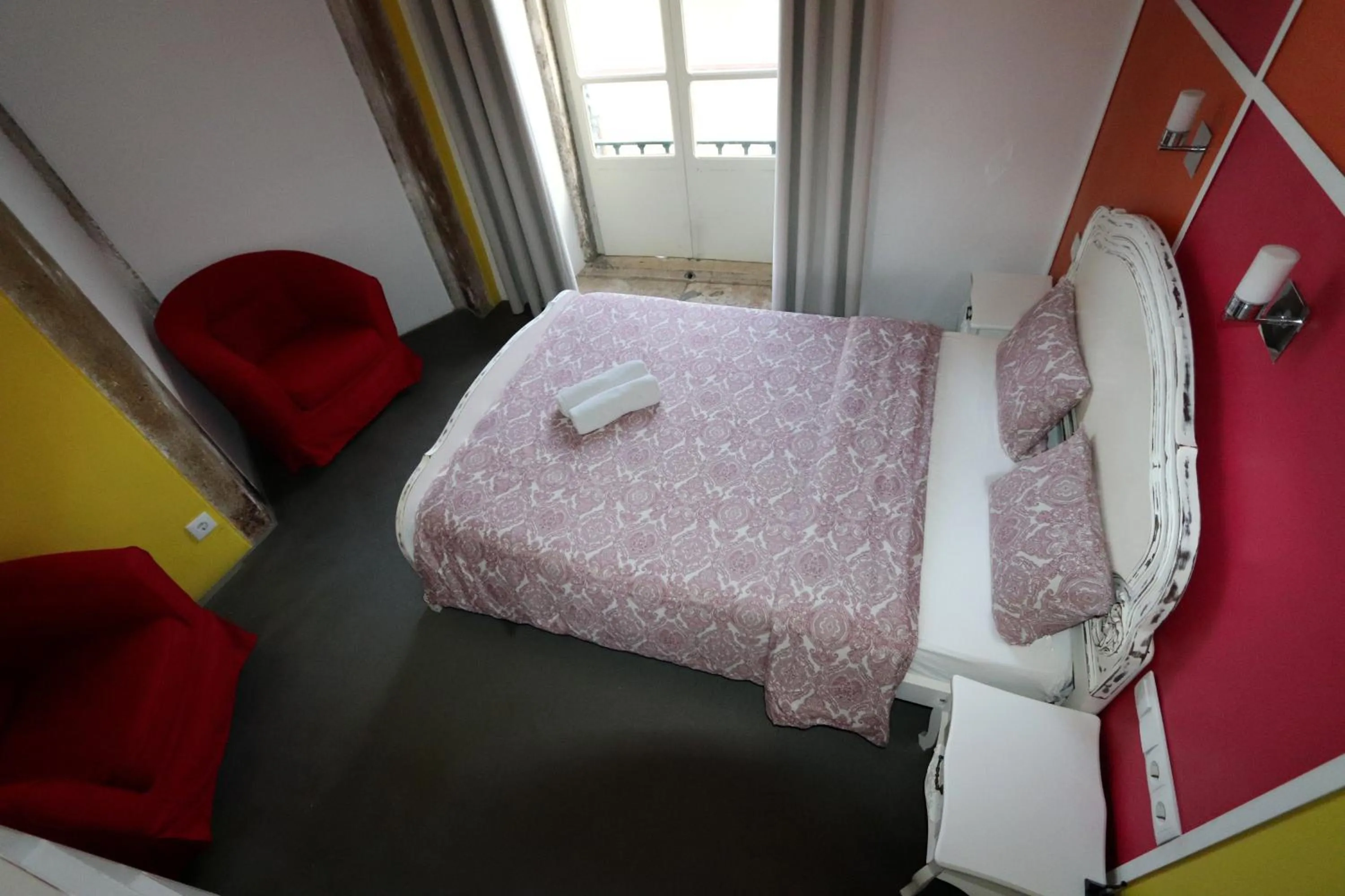 Photo of the whole room, Bed in Welcome Guest House