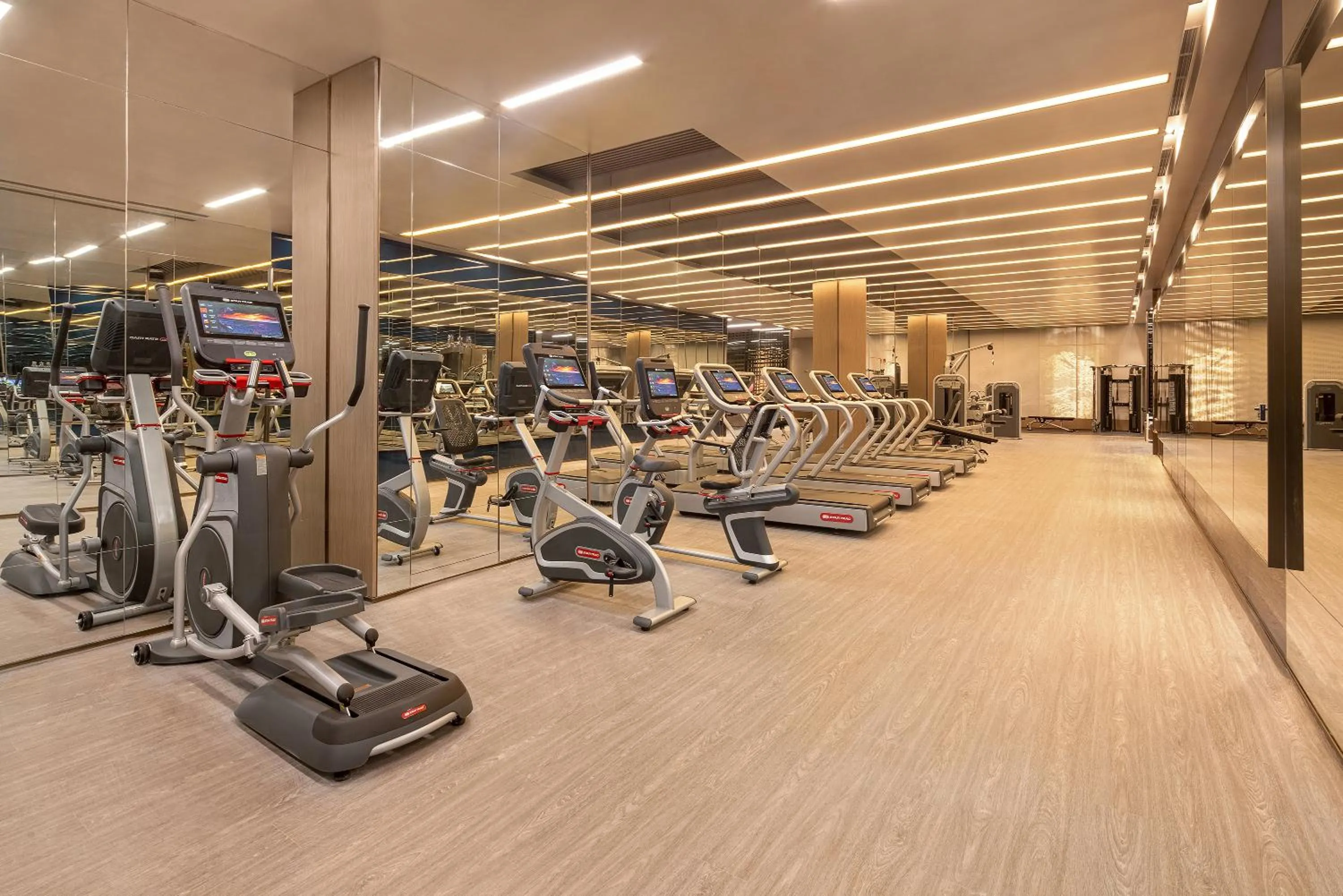 Fitness centre/facilities in HUALUXE Hotels and Resorts Qingdao Licang, an IHG Hotel