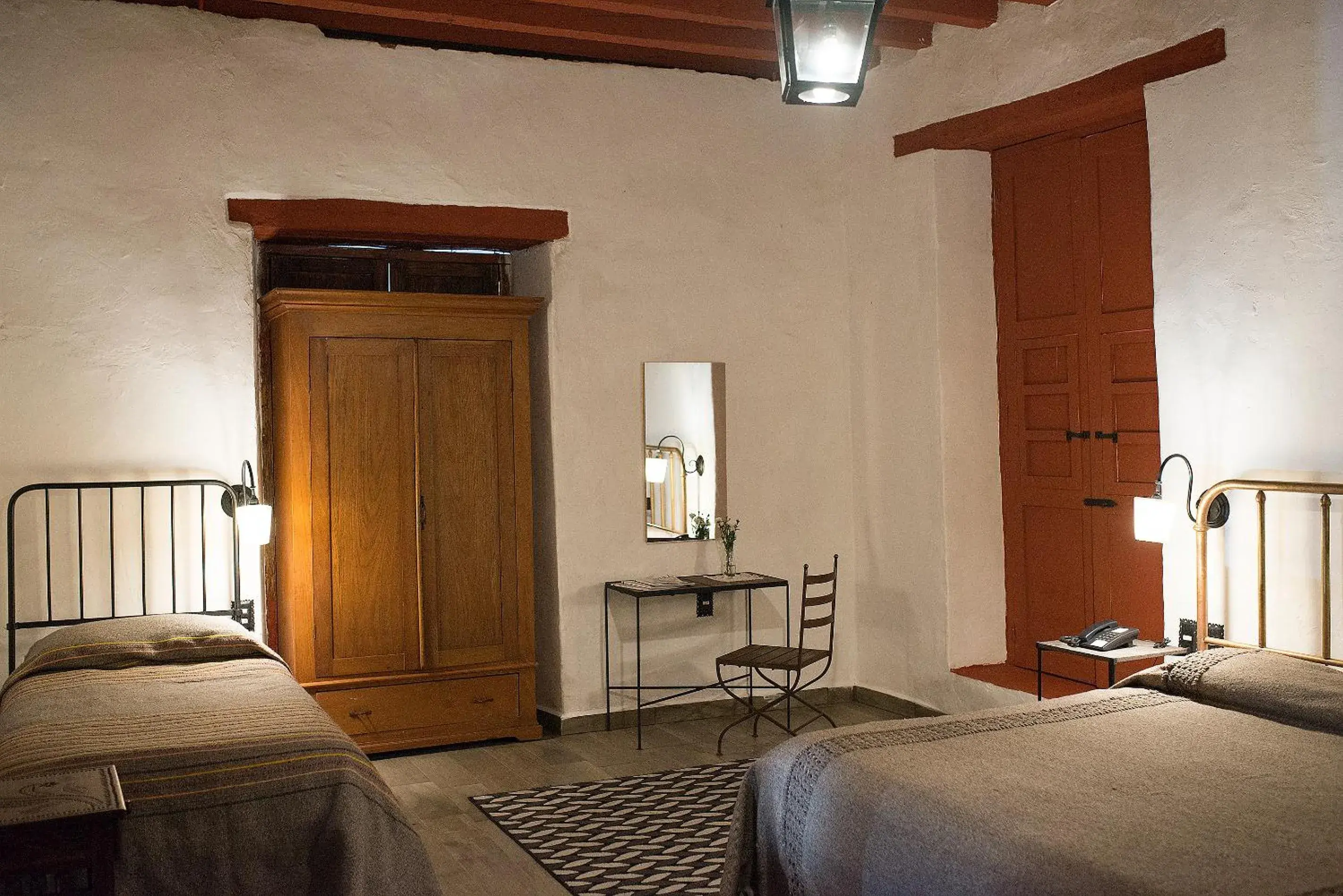 Basic Triple Room in Hotel Boutique Posada La Basilica Basic Triple Room in Hotel Boutique Posada La Basilica