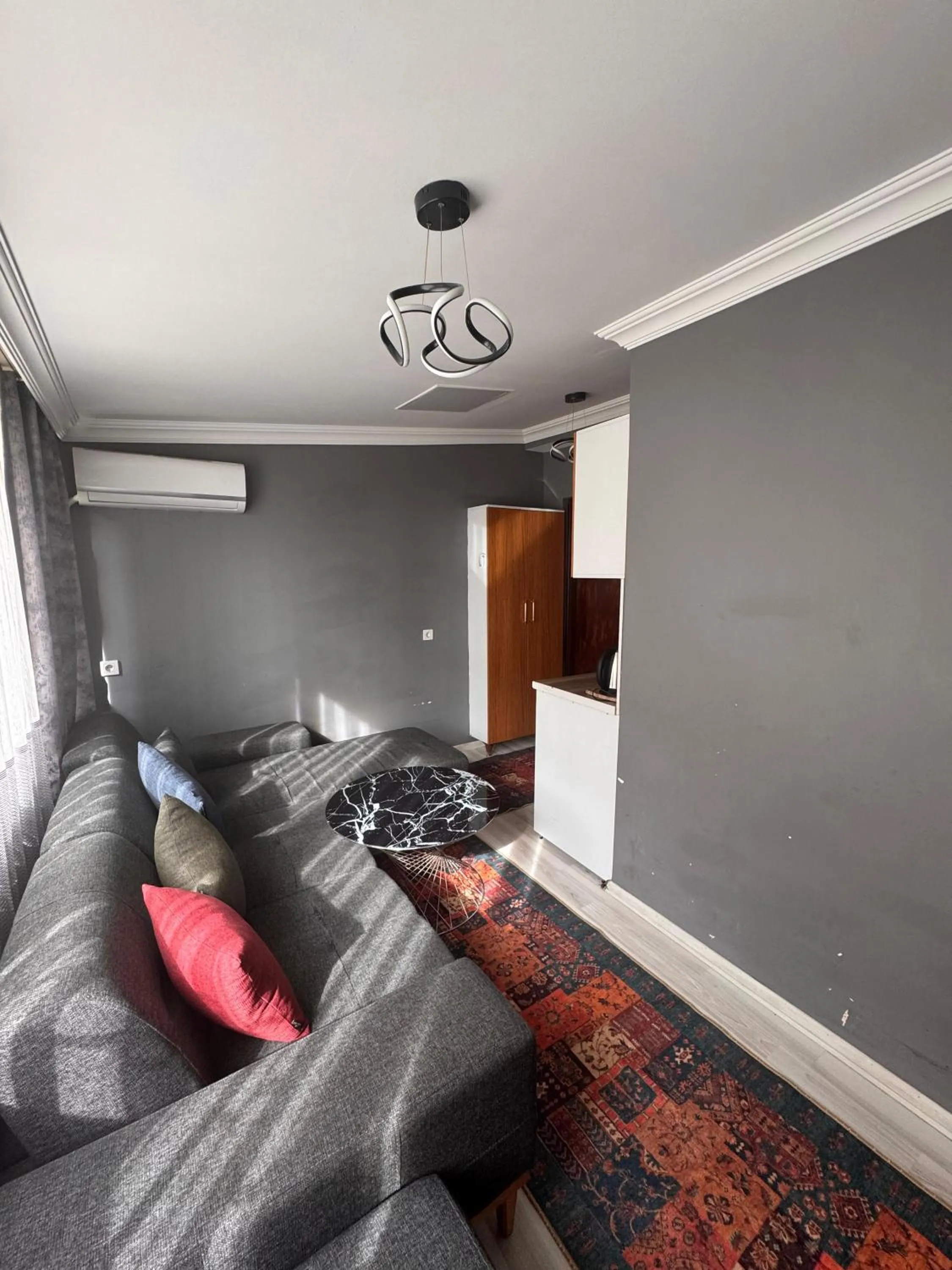 Communal lounge/ TV room in Gür Royal Suit Aparts