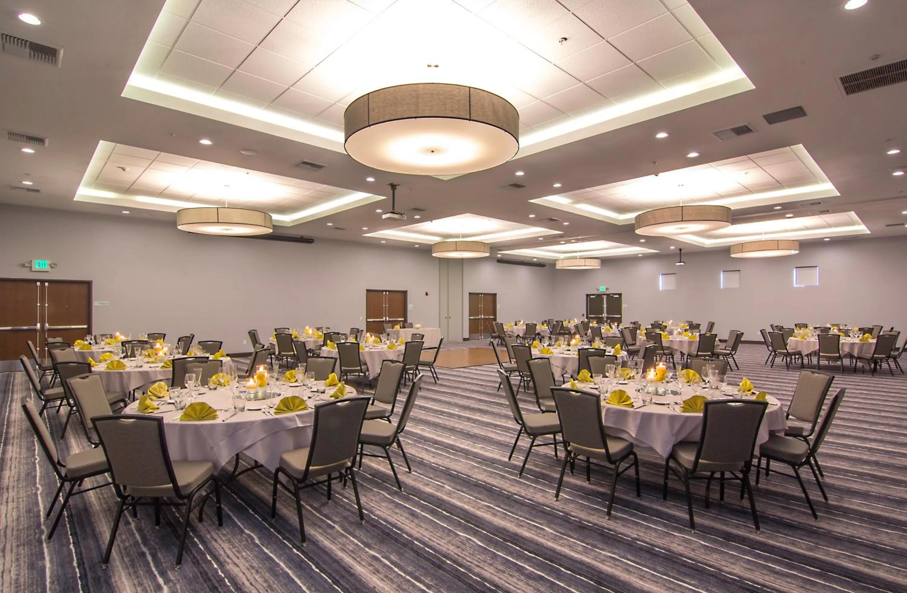 Banquet/Function facilities in Holiday Inn Carlsbad/San Diego, an IHG Hotel
