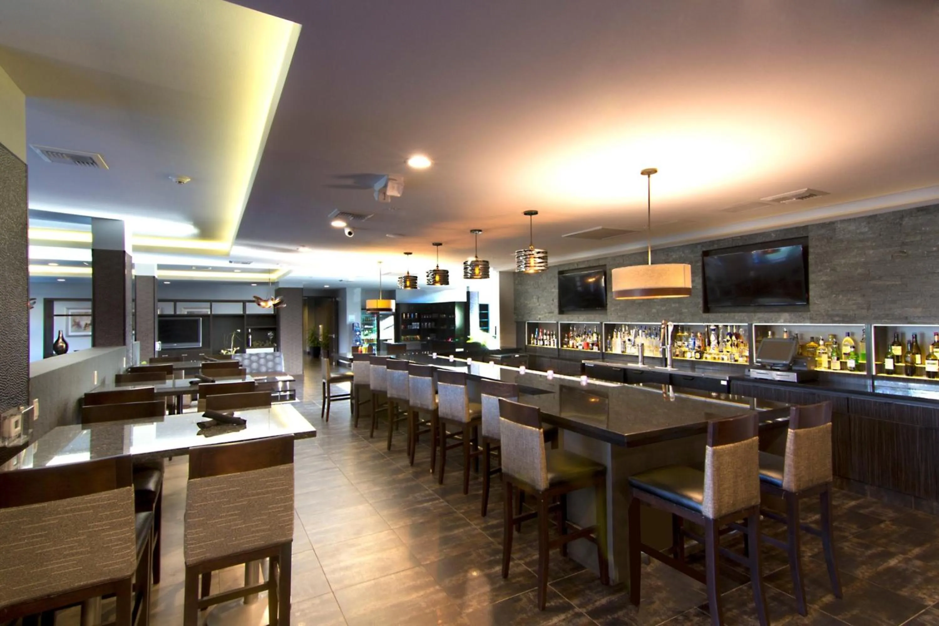 Lounge or bar in Staybridge Suites Carlsbad/San Diego by IHG