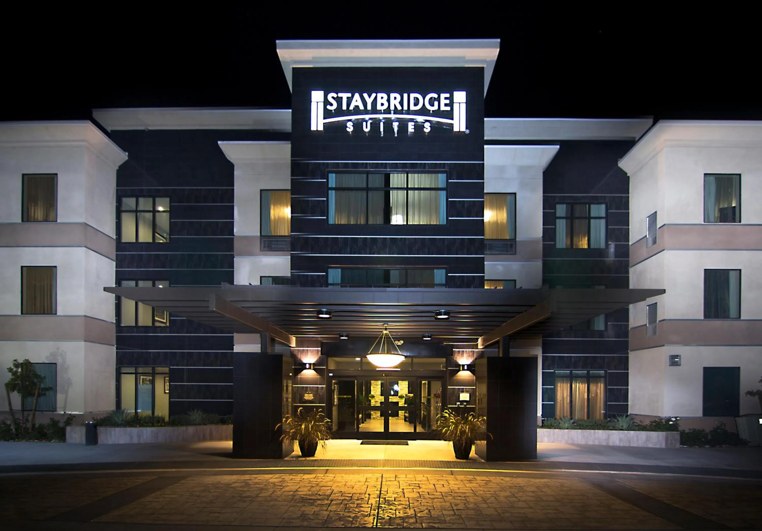Property building in Staybridge Suites Carlsbad/San Diego by IHG