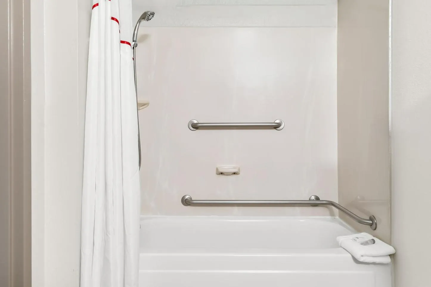 Bathroom in HomeTowne Studios by Red Roof Auburn Hills