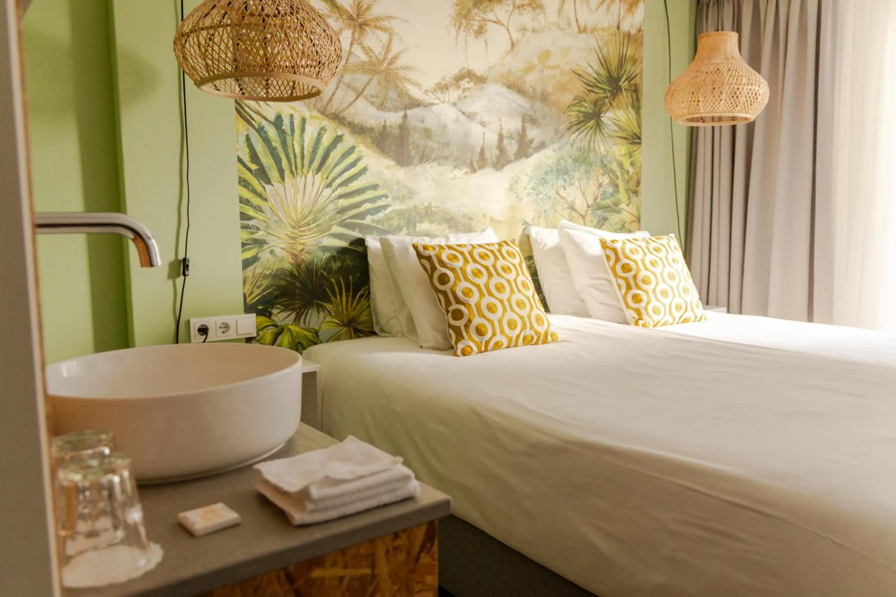 Bed in Boutique Hotel Charley's