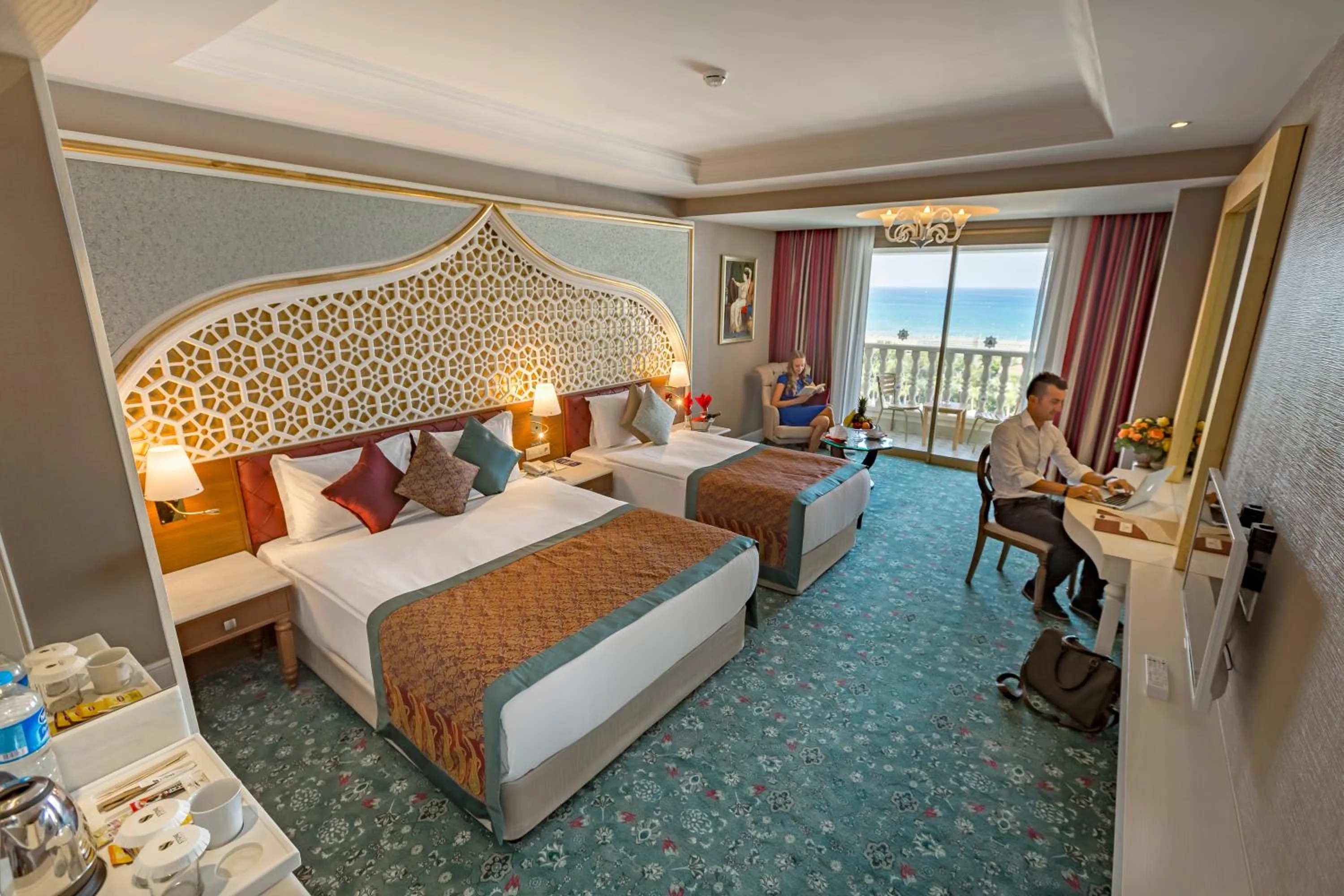 Bedroom, Bed in Royal Taj Mahal Hotel