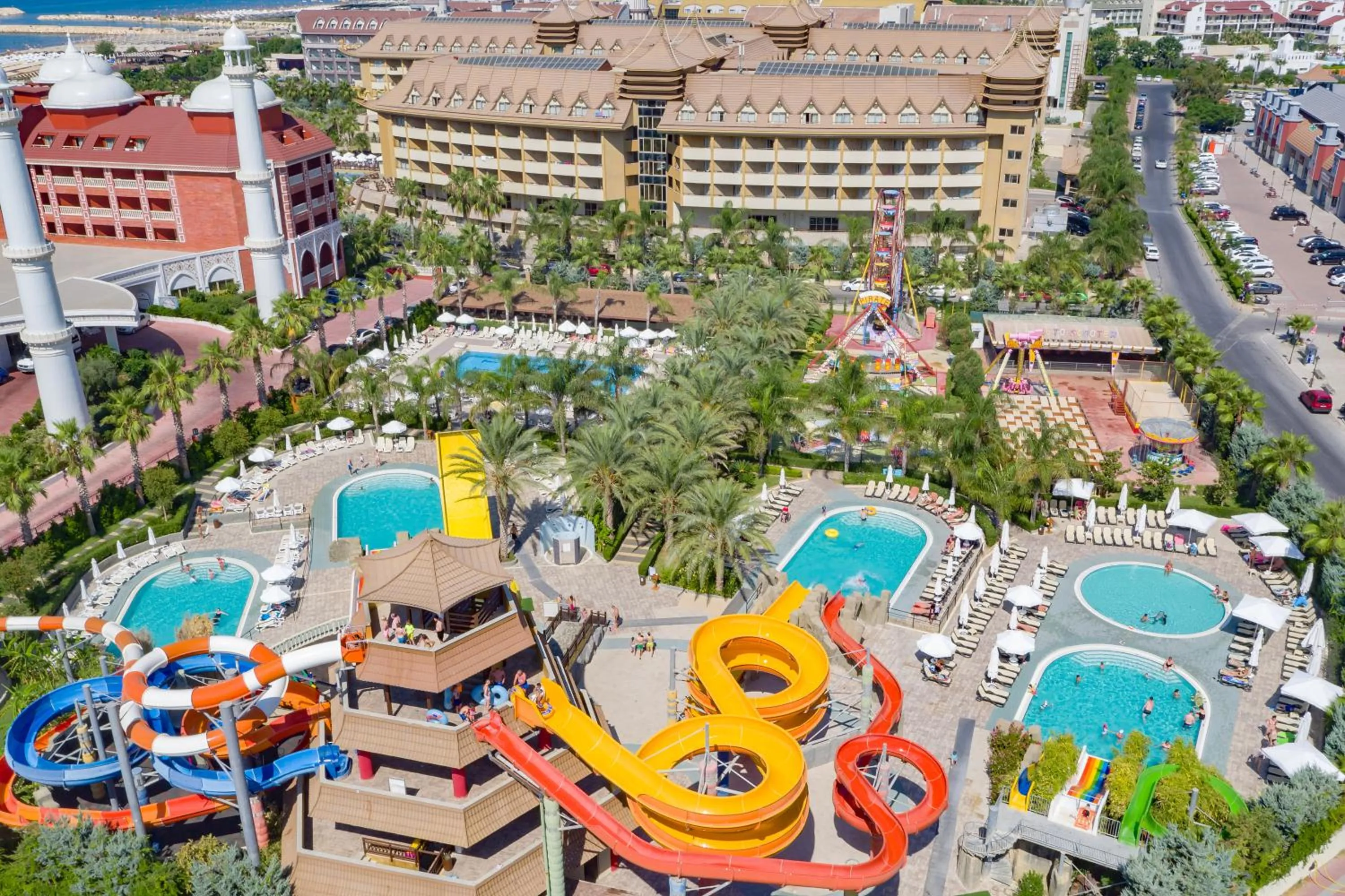 Aqua park in Royal Taj Mahal Hotel