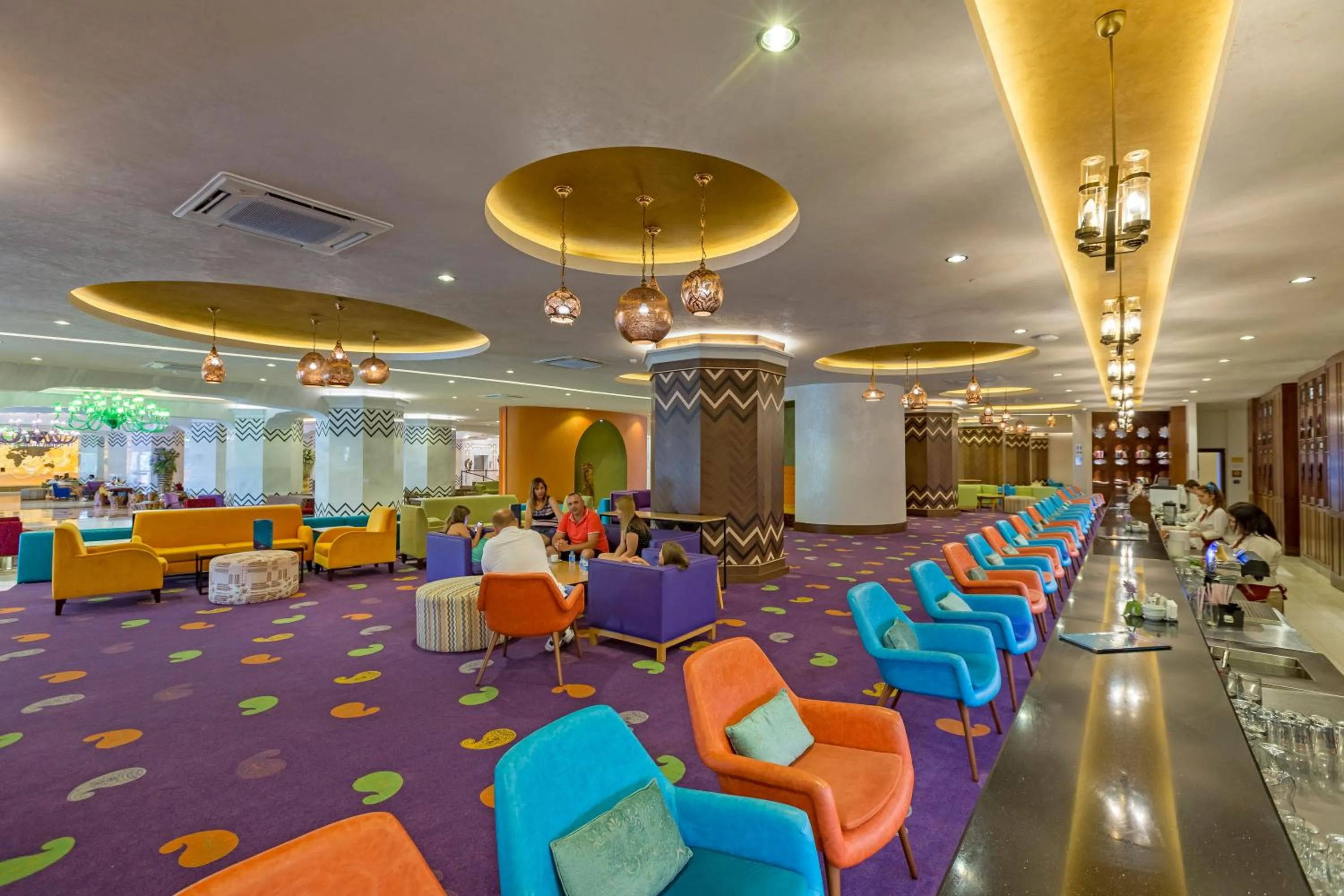 Lounge or bar in Royal Taj Mahal Hotel