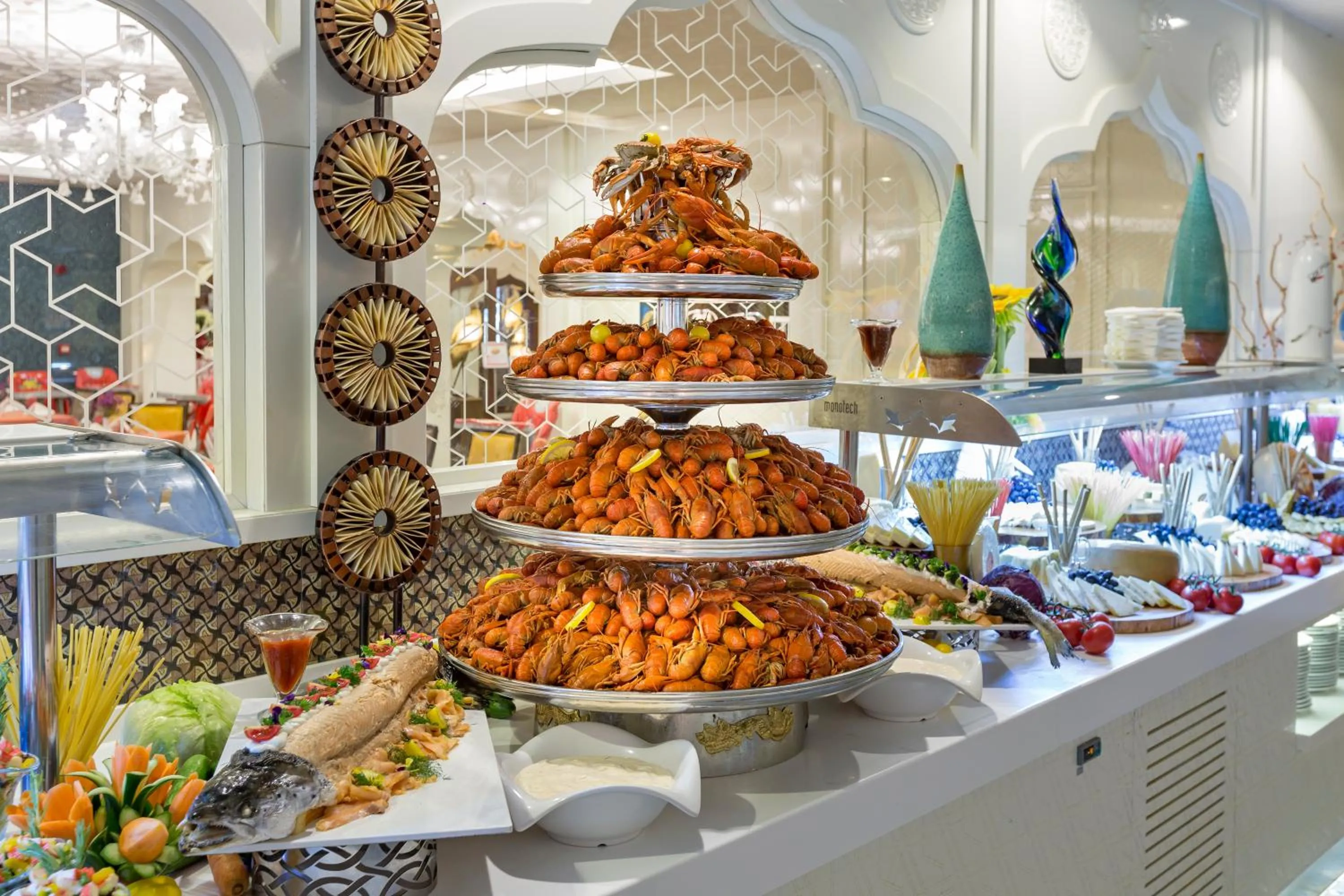 Food in Royal Taj Mahal Hotel