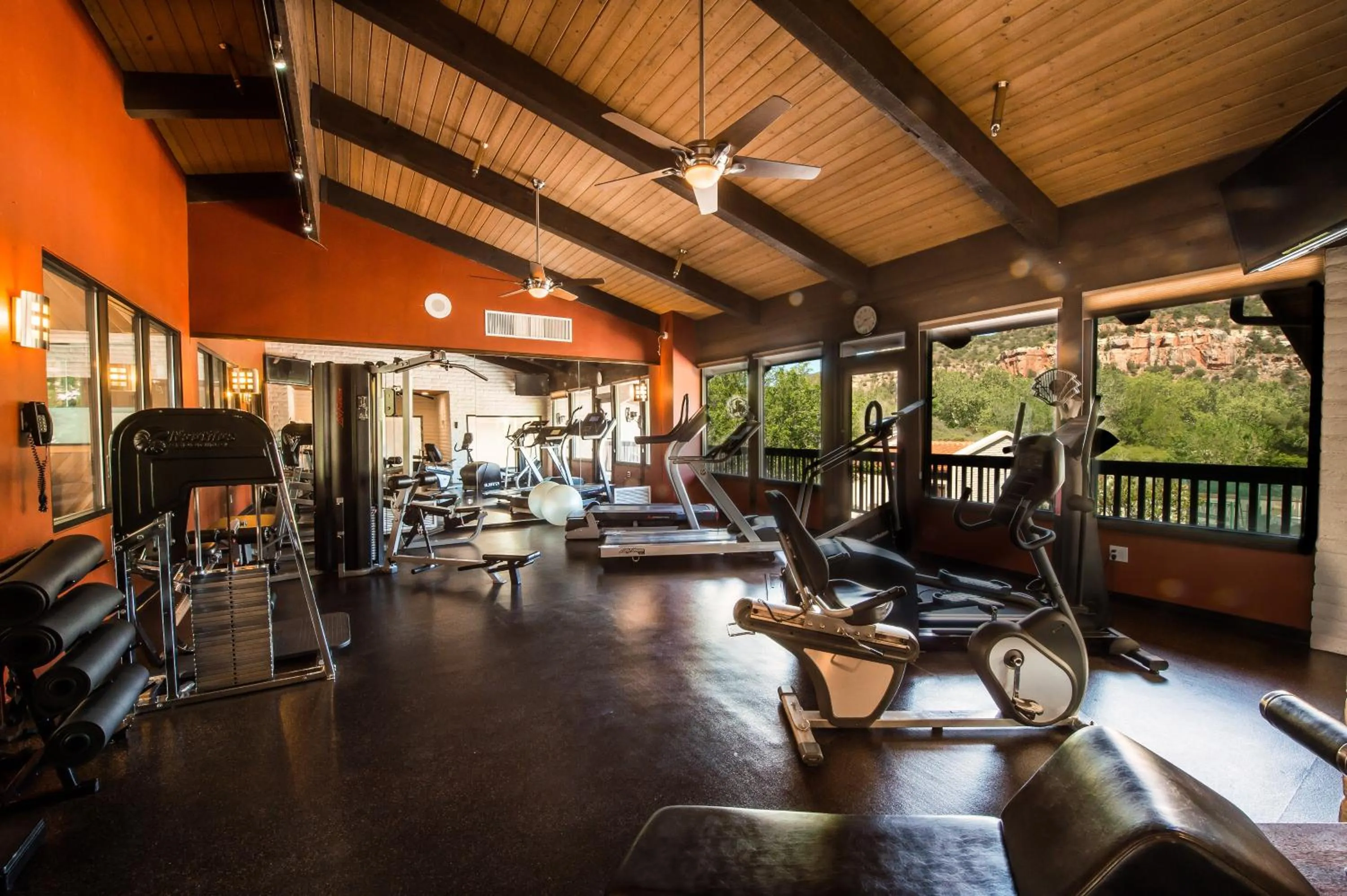 Fitness centre/facilities in Arroyo Roble Resort at Oak Creek
