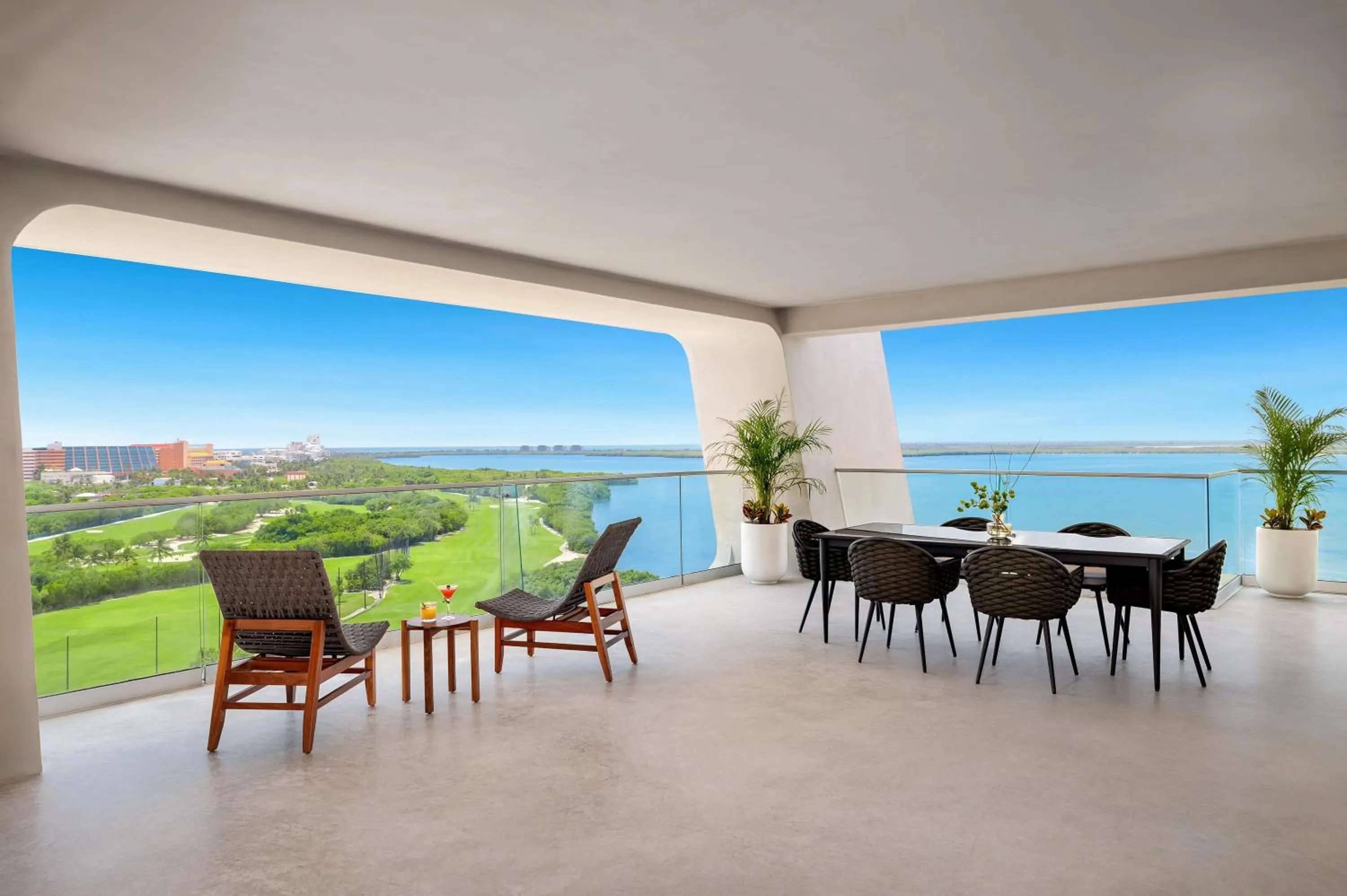 Lake view in Hyatt Vivid Grand Island Cancun-All Inclusive Adults Only