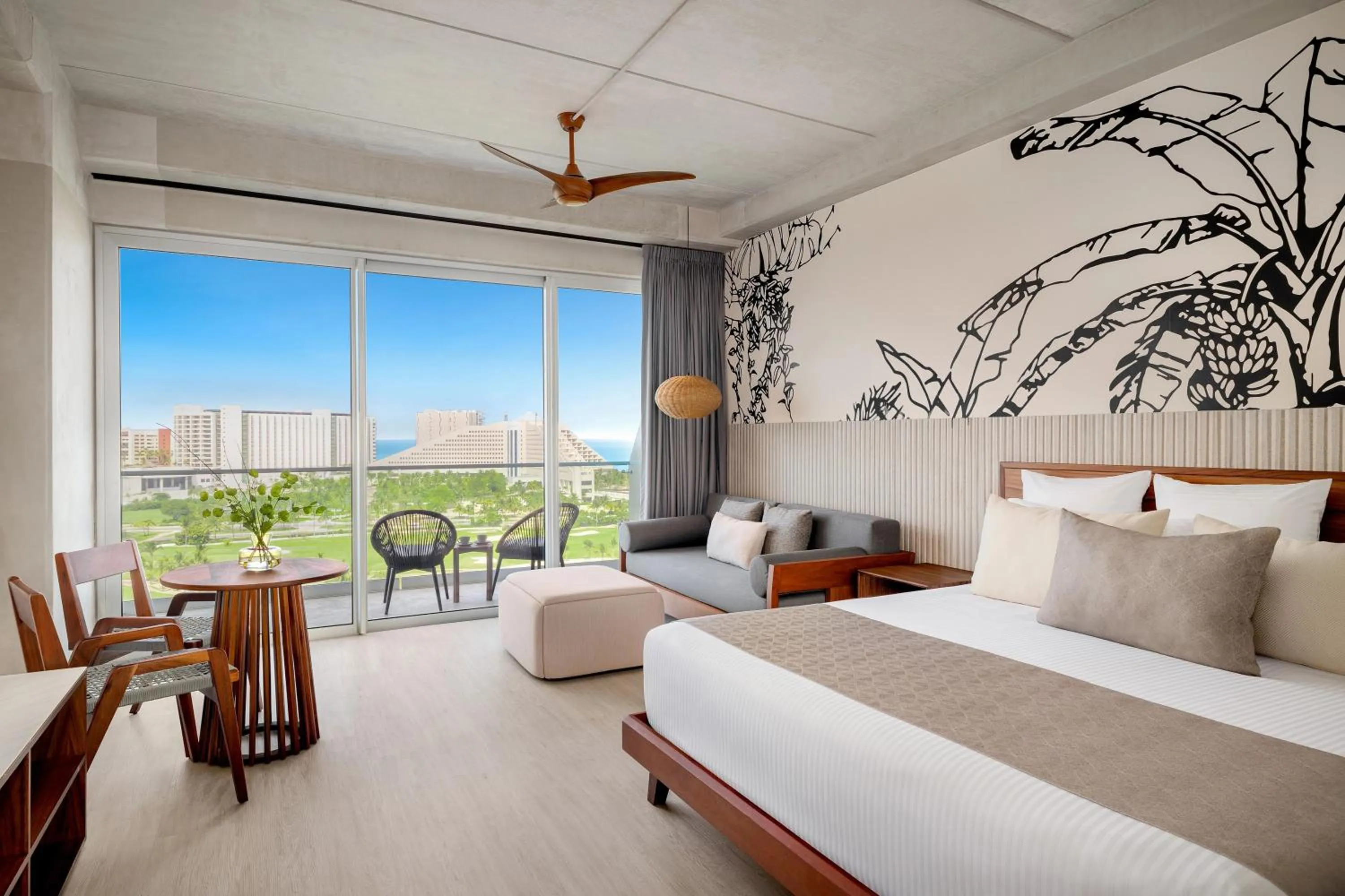 Bedroom, Bed in Hyatt Vivid Grand Island Cancun-All Inclusive Adults Only