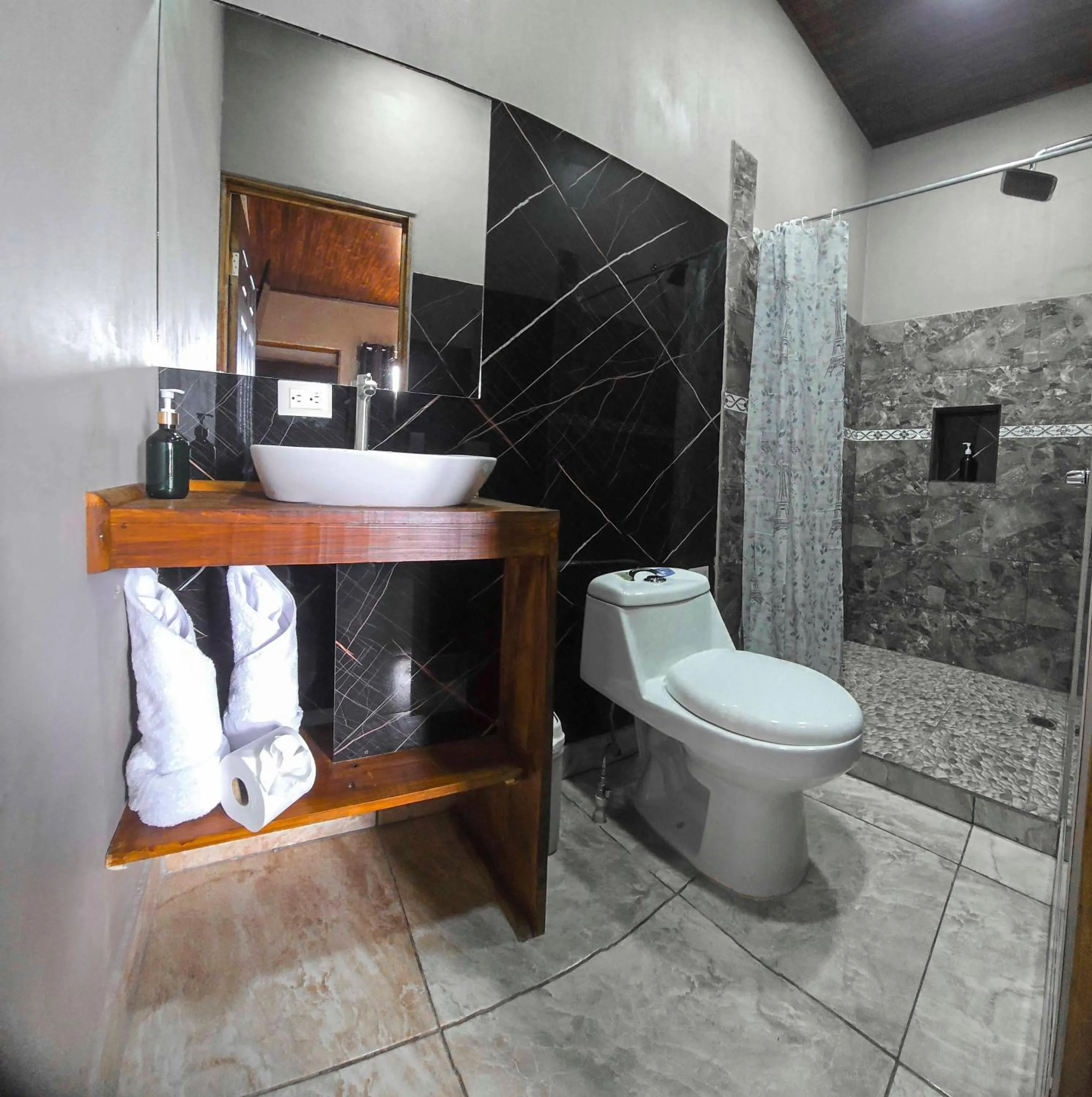 Bathroom in Hotel Almore