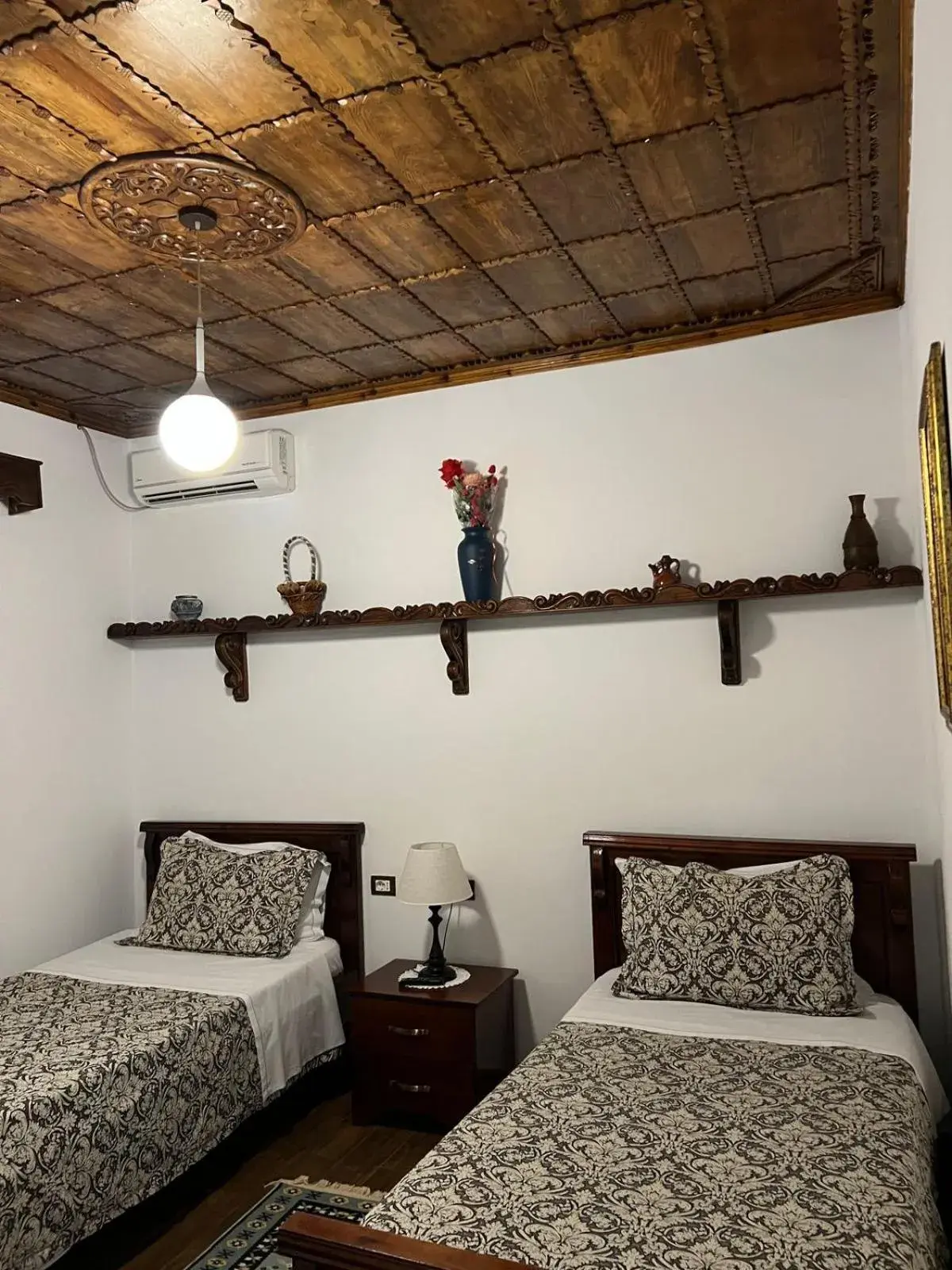 Twin Room in Hotel Kaceli Twin Room in Hotel Kaceli