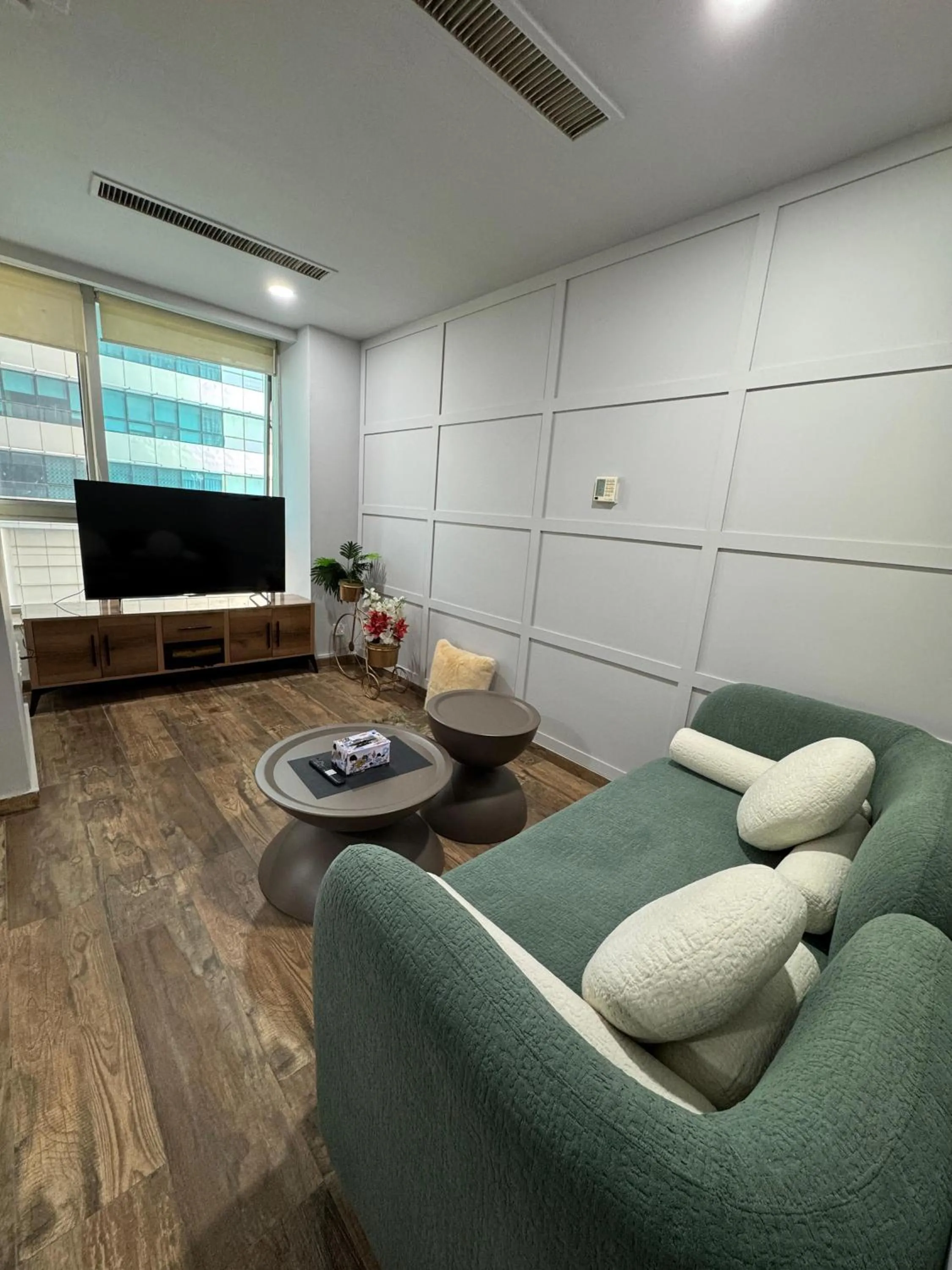 TV and multimedia in The Centaurus Apartments