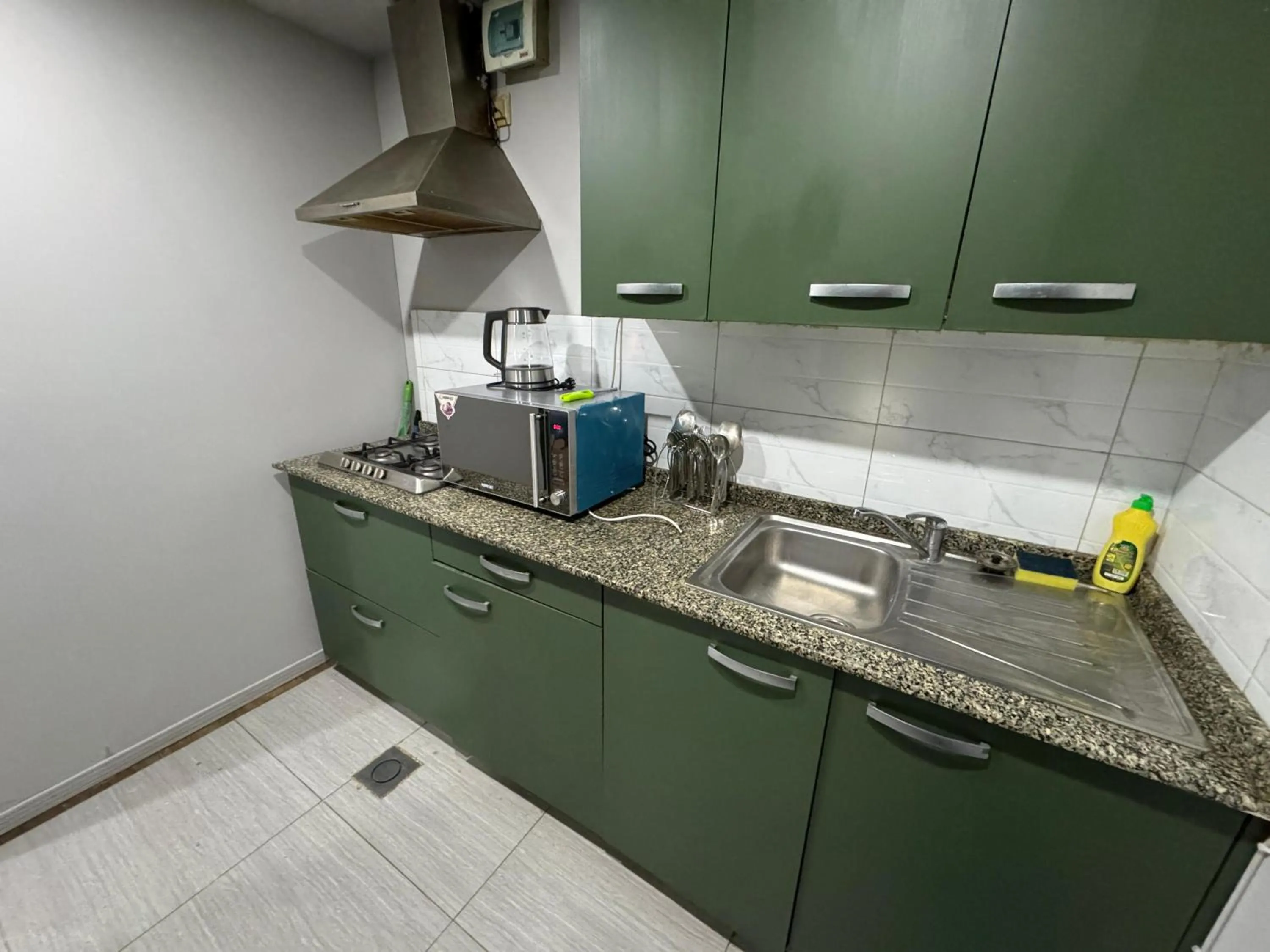 Kitchen or kitchenette in The Centaurus Apartments