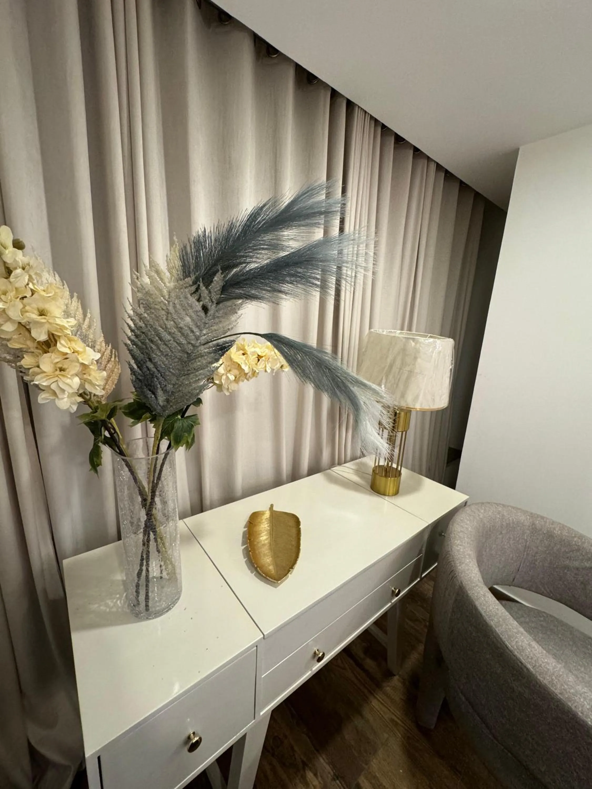 Decorative detail in The Centaurus Apartments