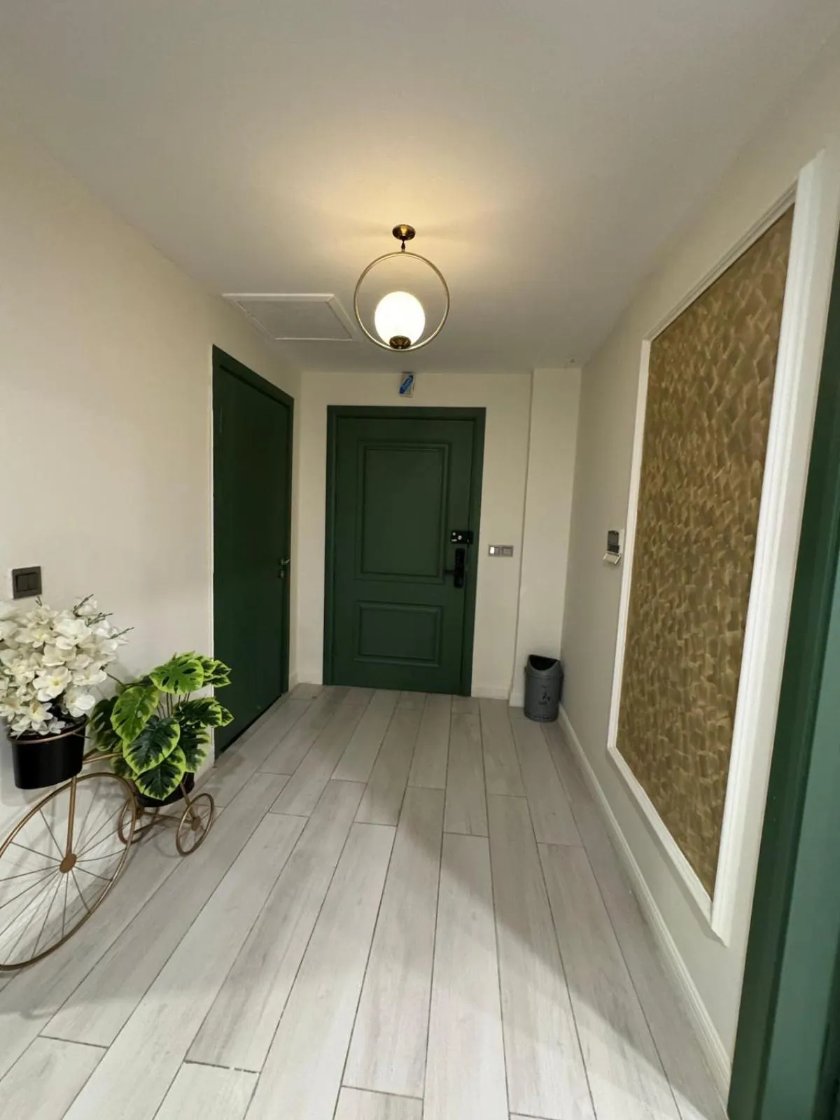 Facade/entrance in The Centaurus Apartments