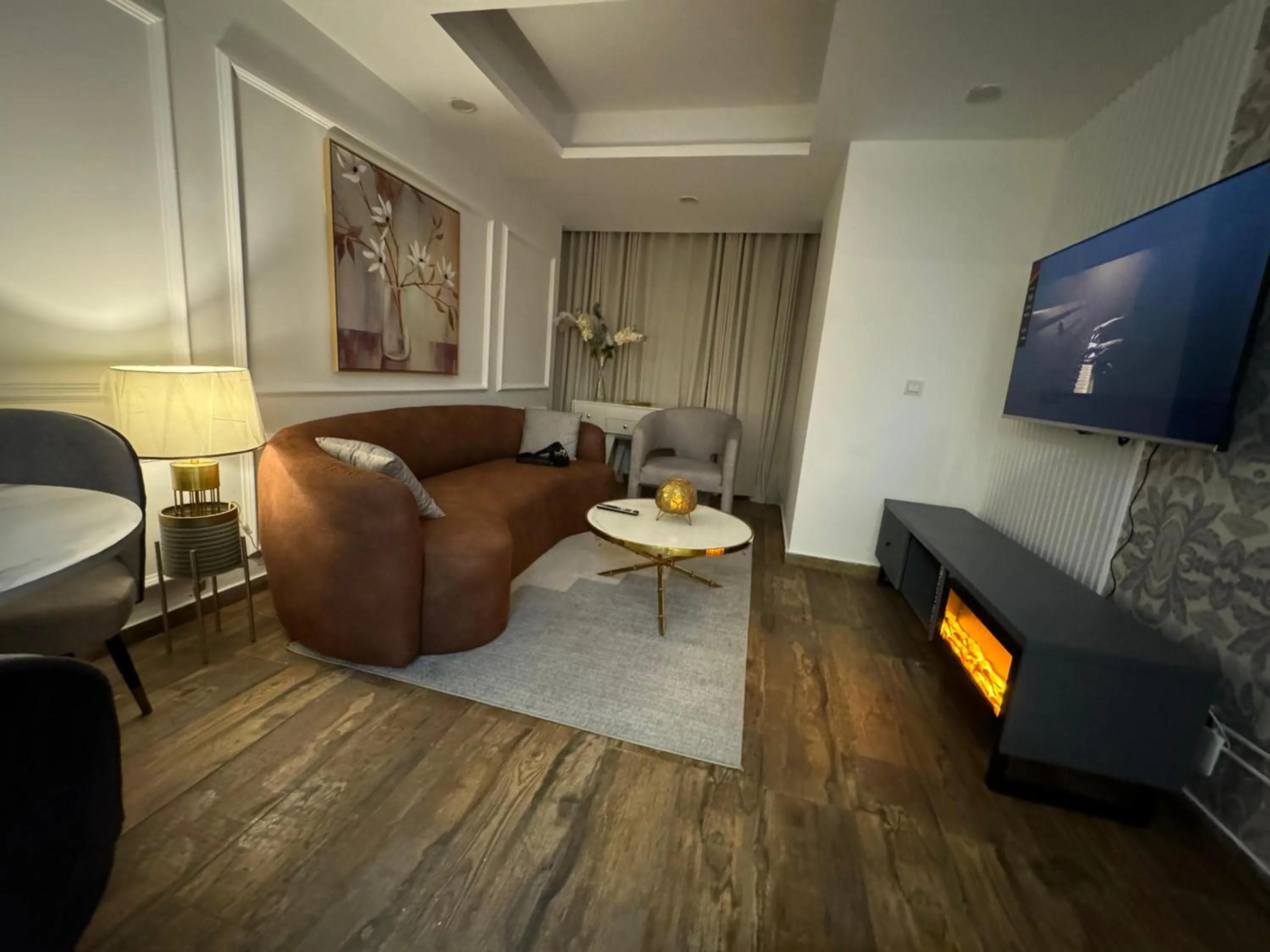 TV and multimedia in The Centaurus Apartments