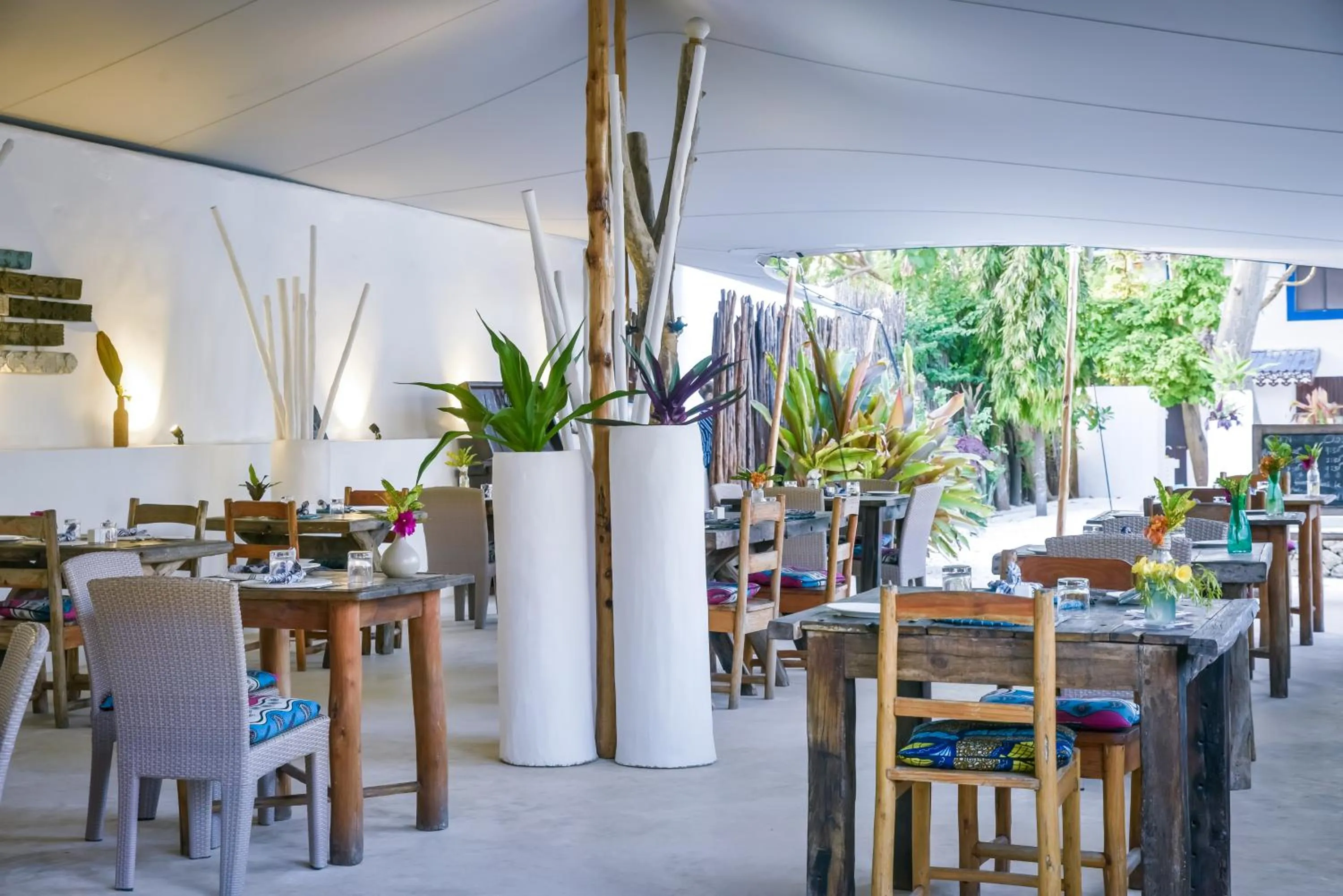 Restaurant/places to eat in Indigo Beach Zanzibar