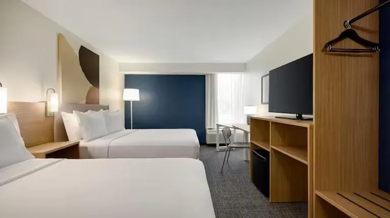 Bed in Spark by Hilton Lockport