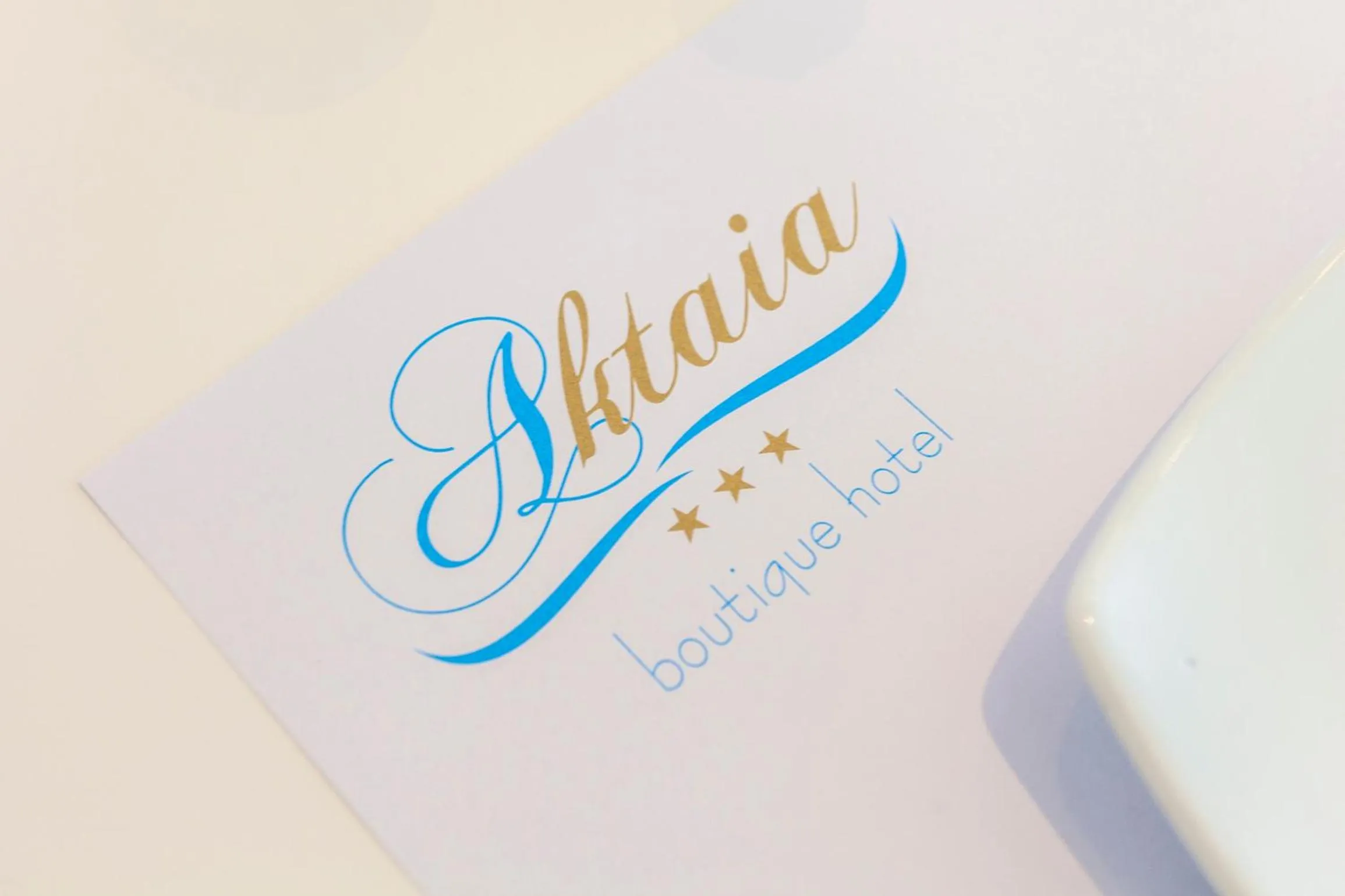 Food and drinks in Aktaia Boutique Hotel