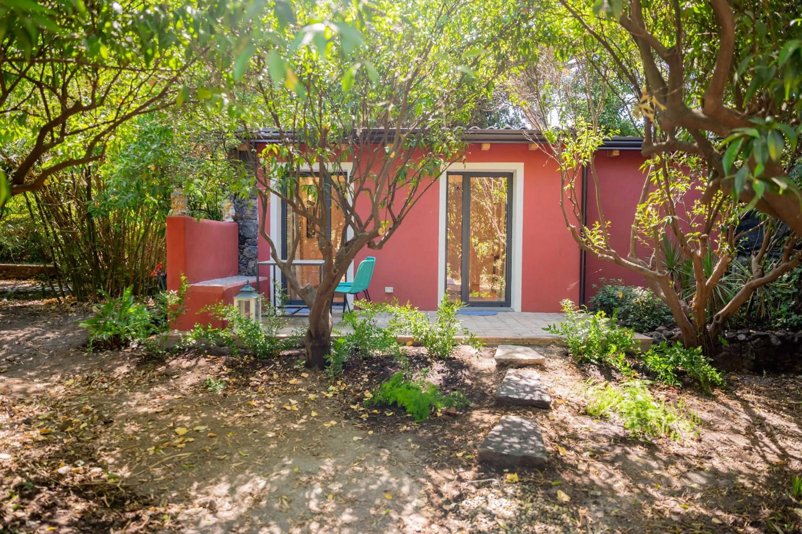 Facade/entrance in Etna Botanic Garden