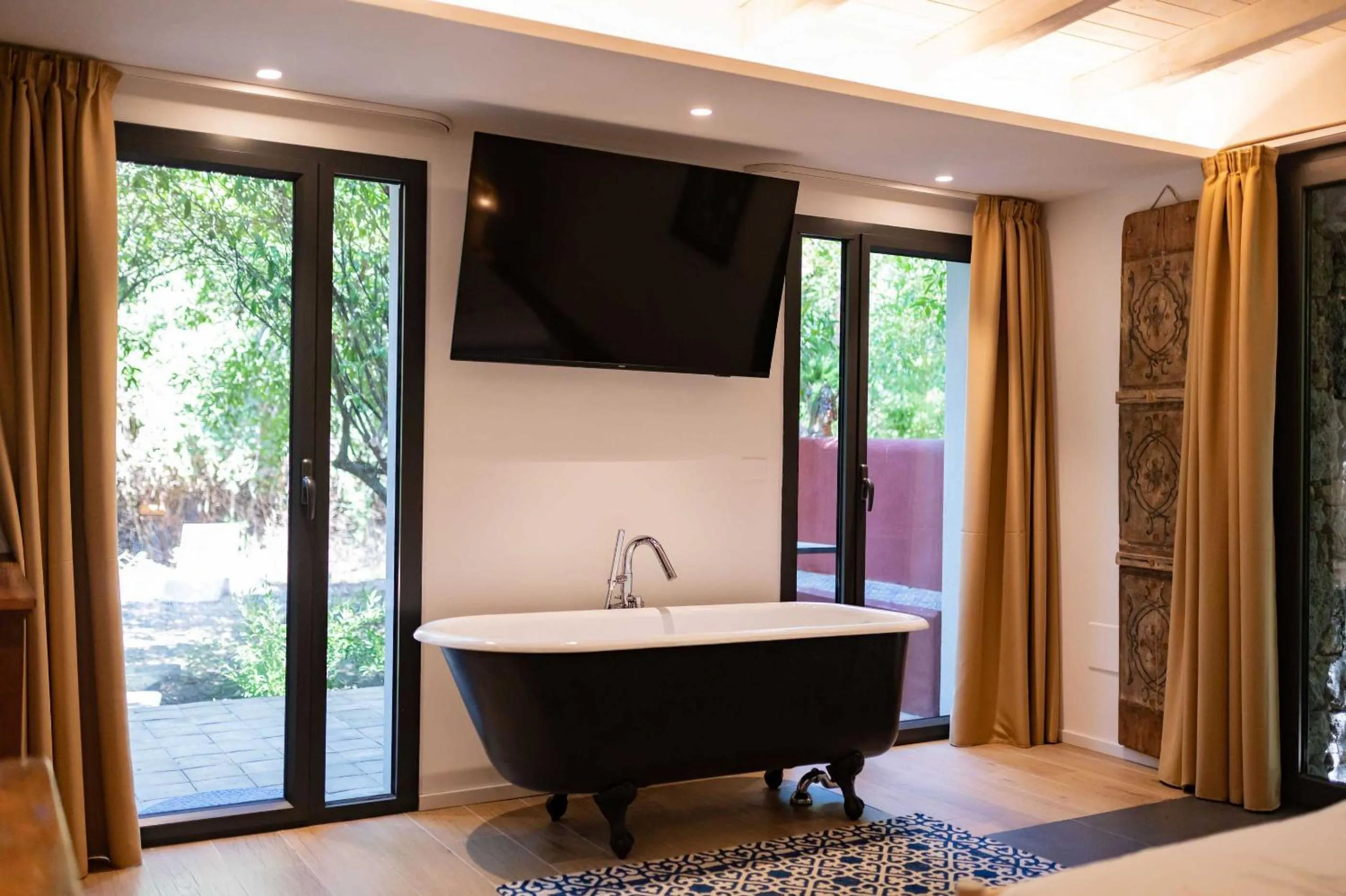 Garden view in Etna Botanic Garden