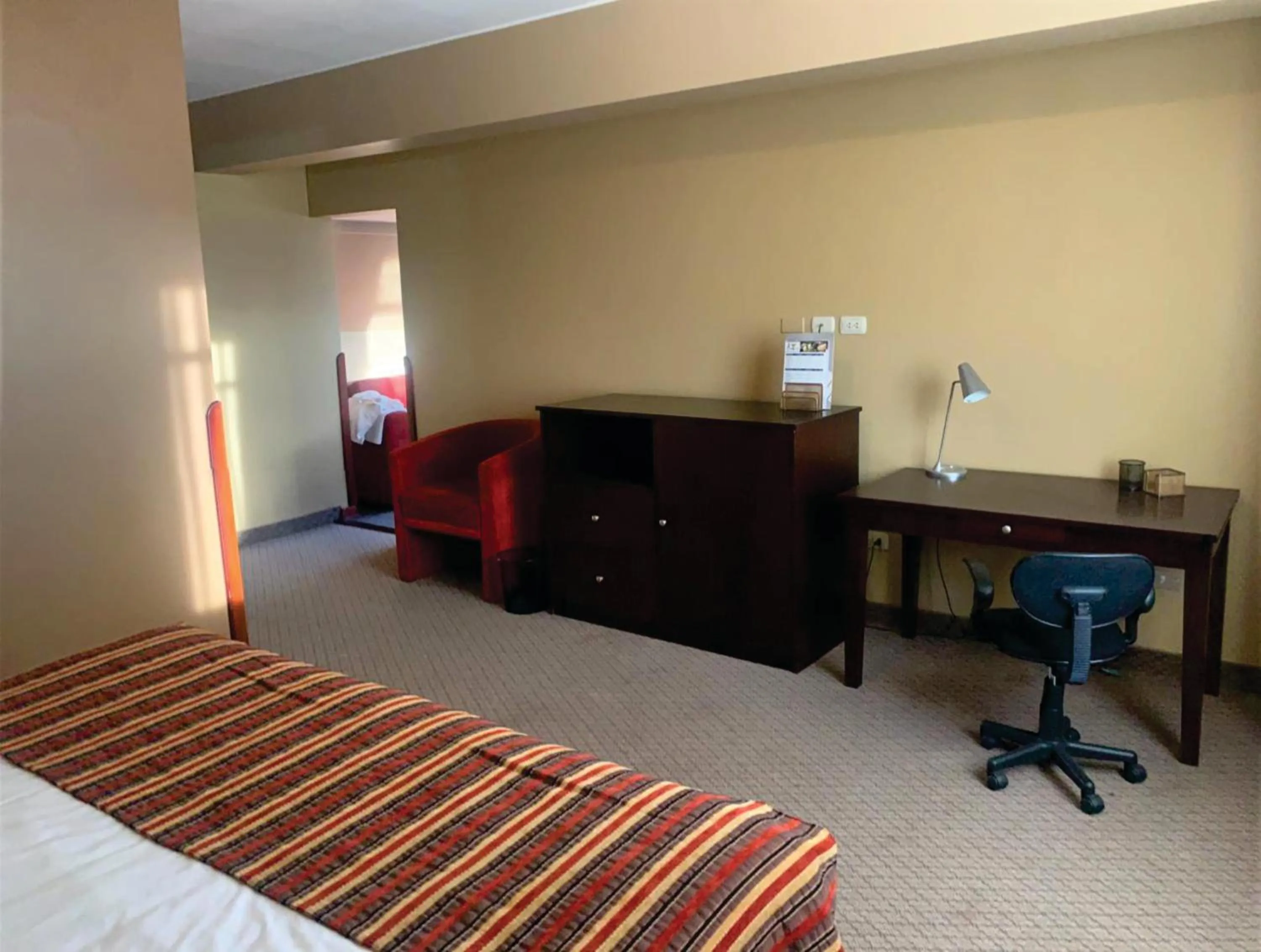 TV and multimedia, Bed in APU MOUNTAIN LODGE CUSCO