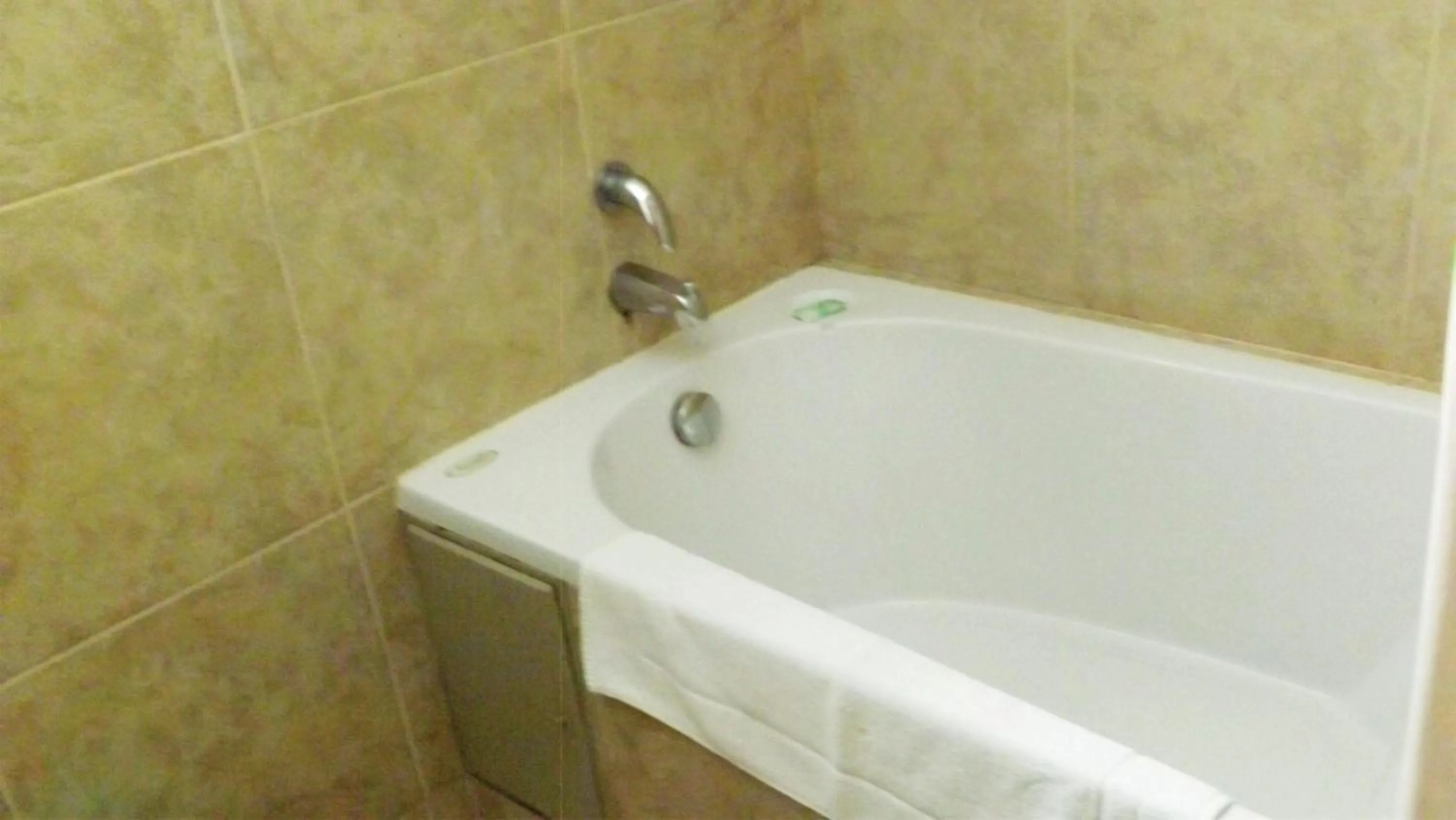 Bath in APU MOUNTAIN LODGE CUSCO