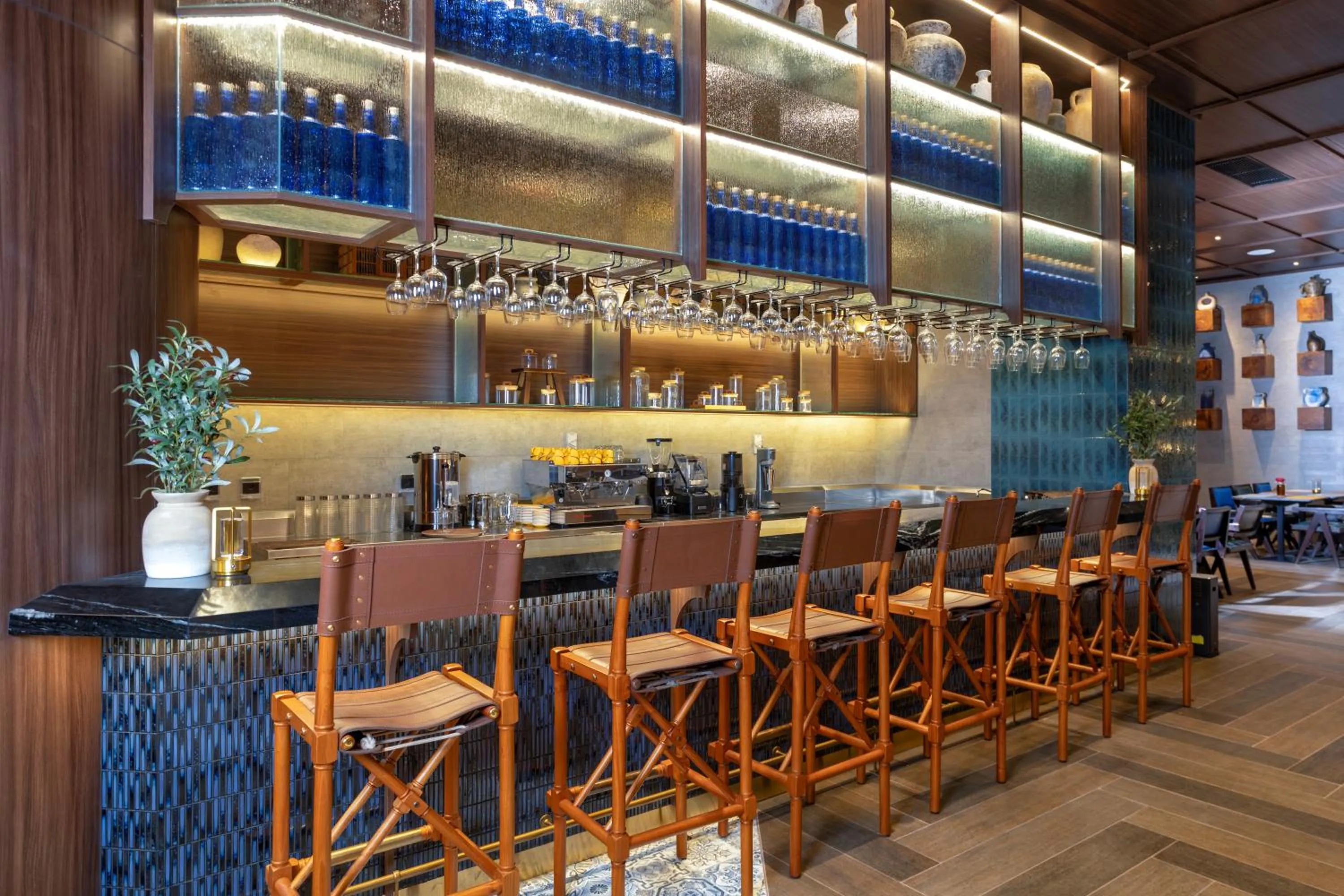 Restaurant/places to eat in Ashley Tugu Tani Menteng