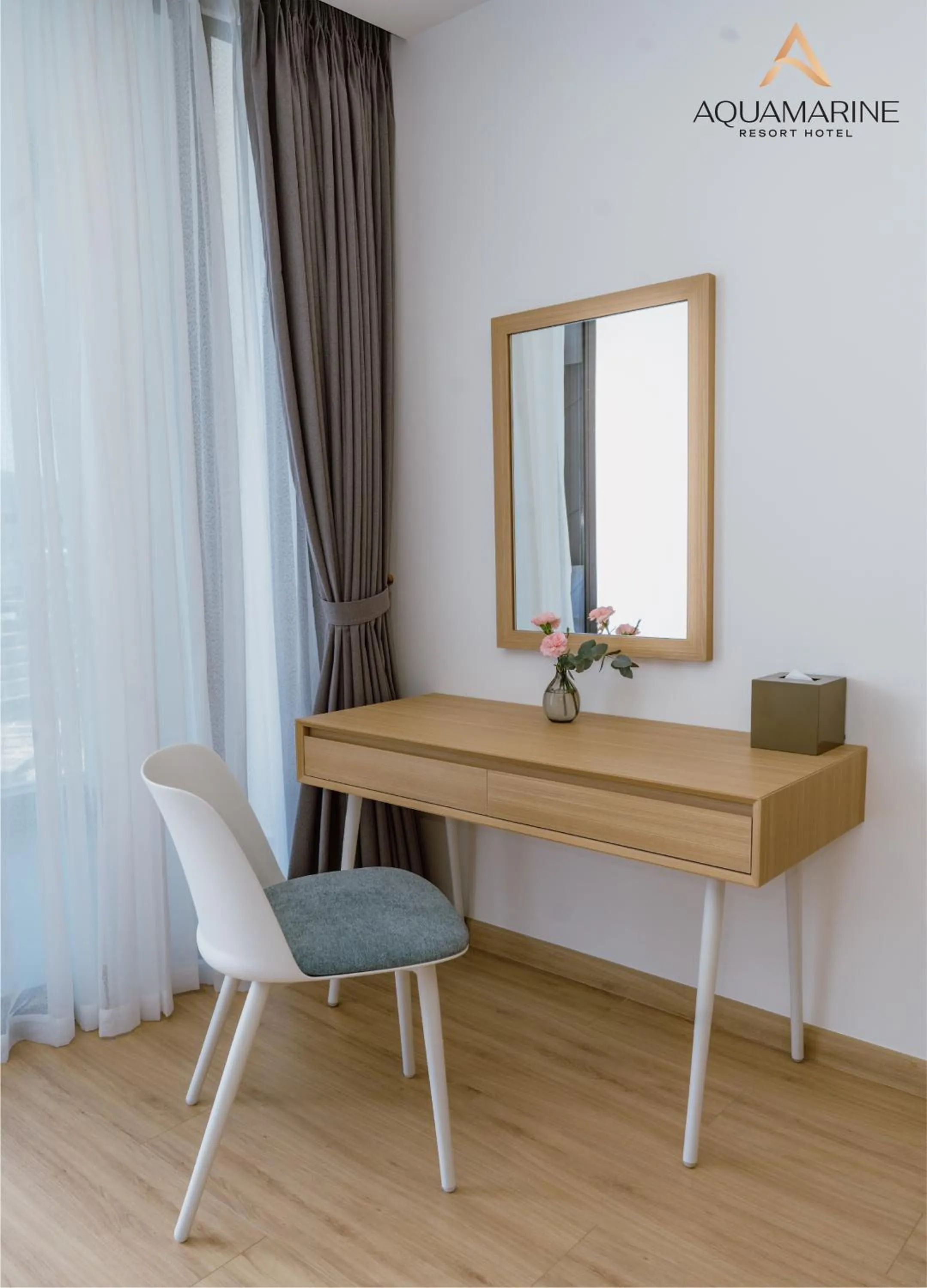 Decorative detail in Aquamarine Cam Ranh - By Swandor