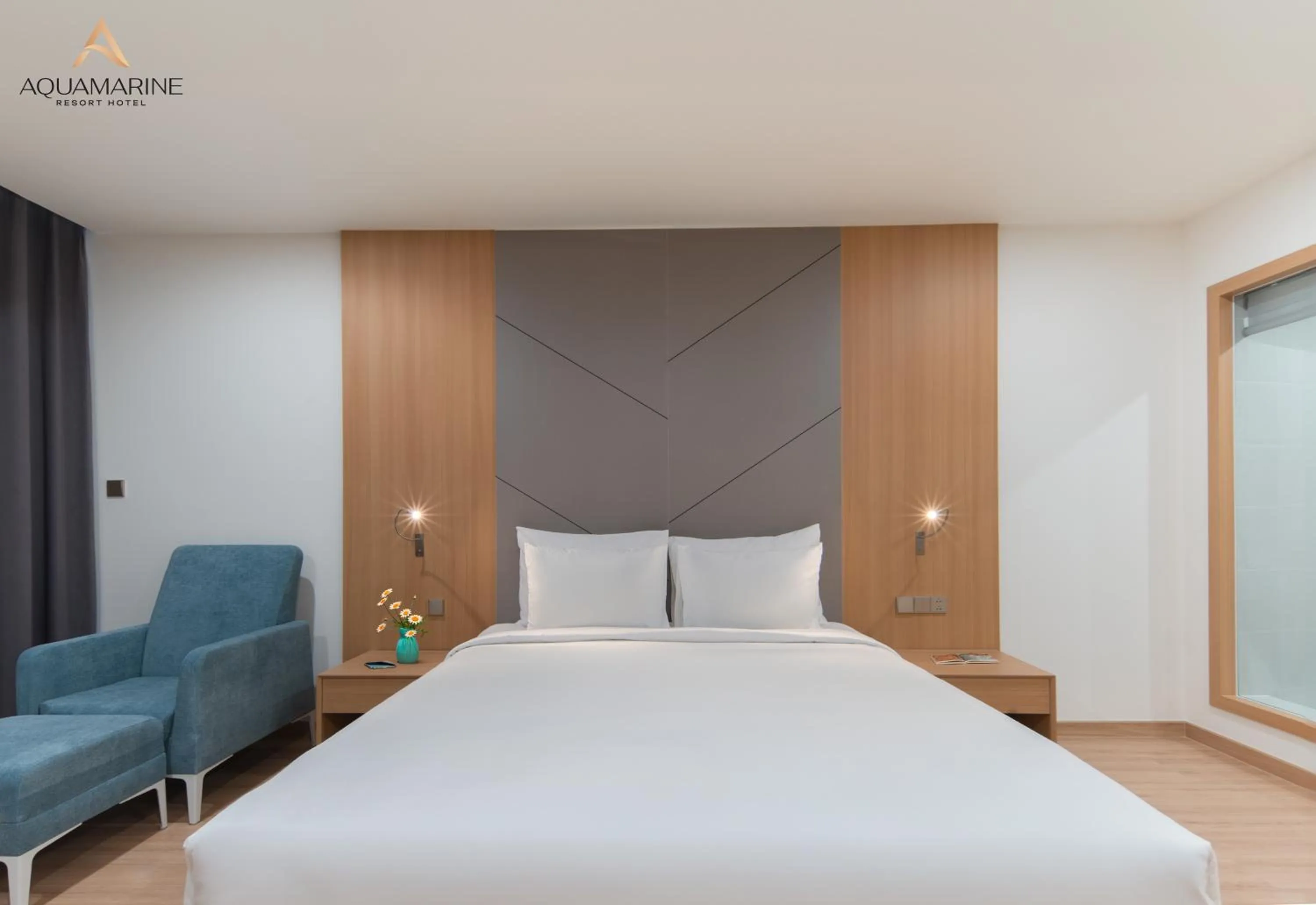 Bedroom, Bed in Aquamarine Cam Ranh - By Swandor