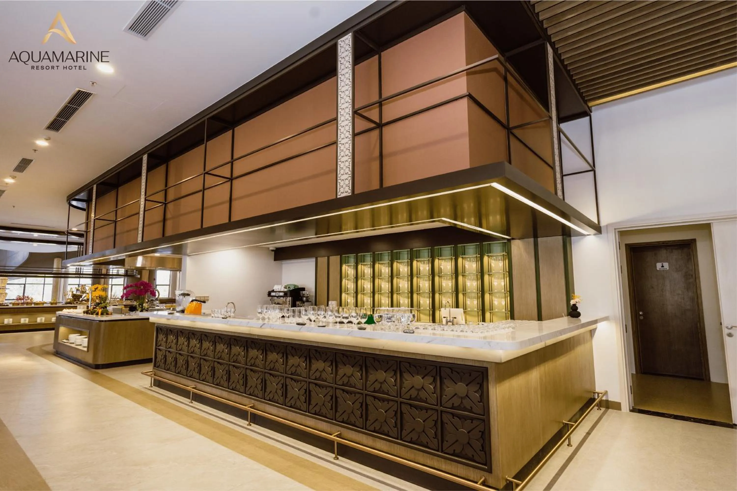 Restaurant/places to eat in Aquamarine Cam Ranh - By Swandor