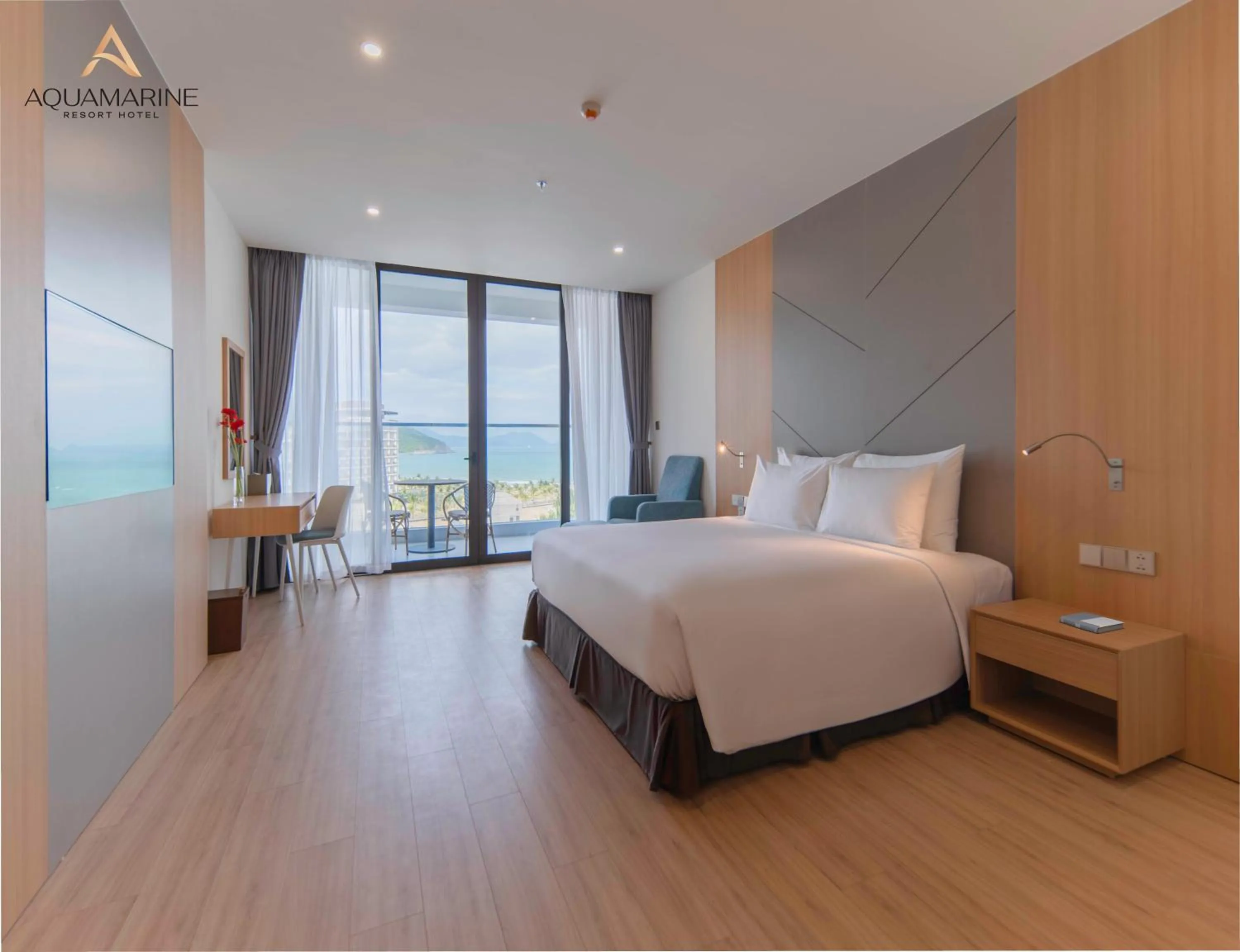 Bedroom, Bed in Aquamarine Cam Ranh - By Swandor