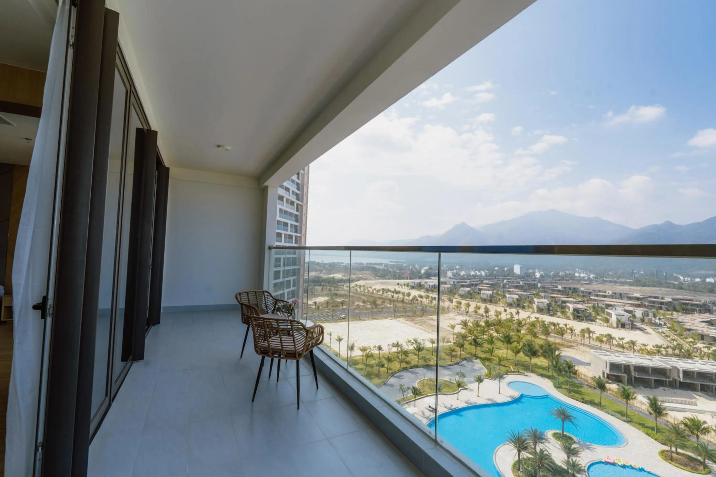 Balcony/Terrace in Aquamarine Cam Ranh - By Swandor