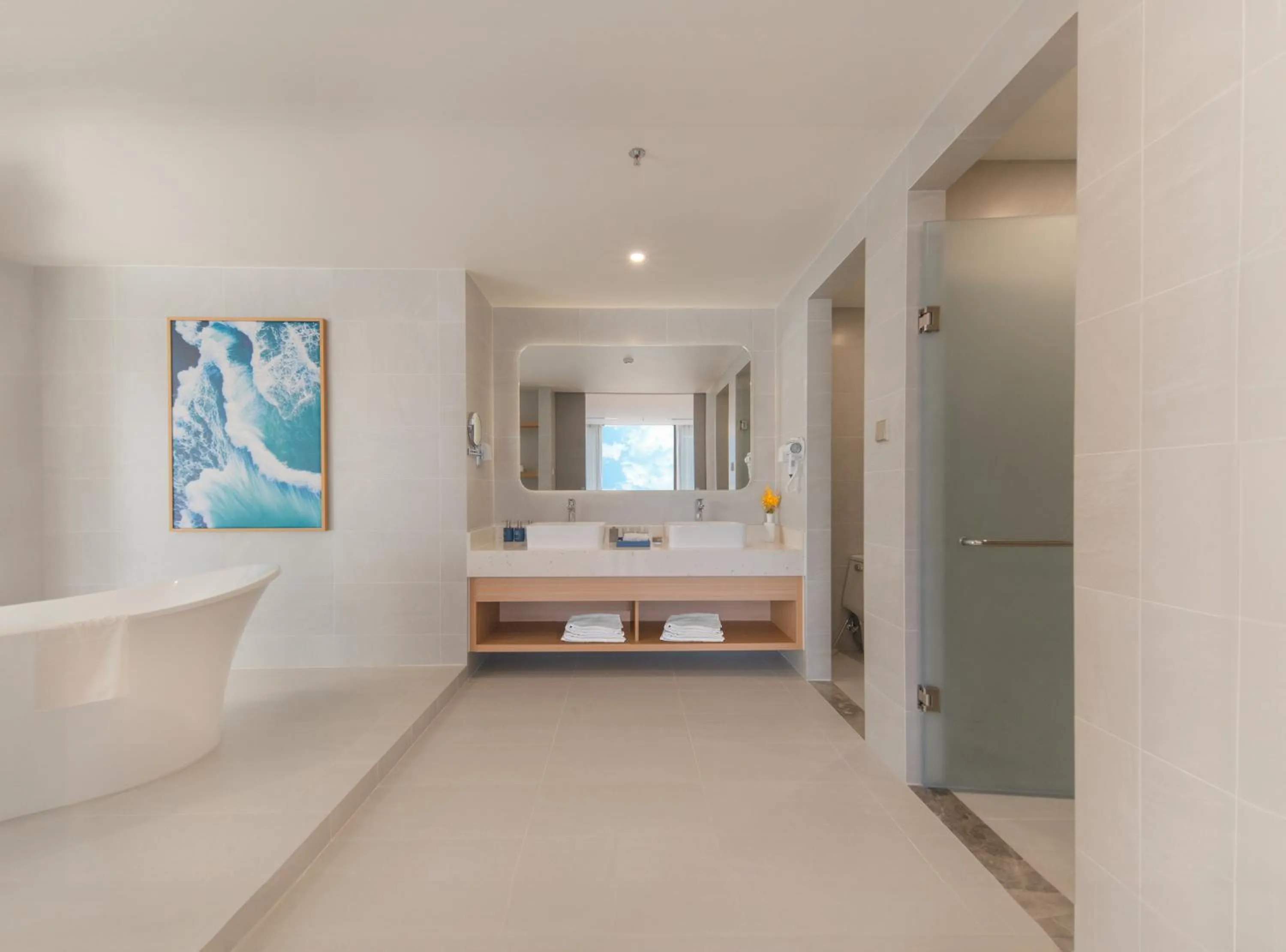 Bathroom in Aquamarine Cam Ranh - By Swandor