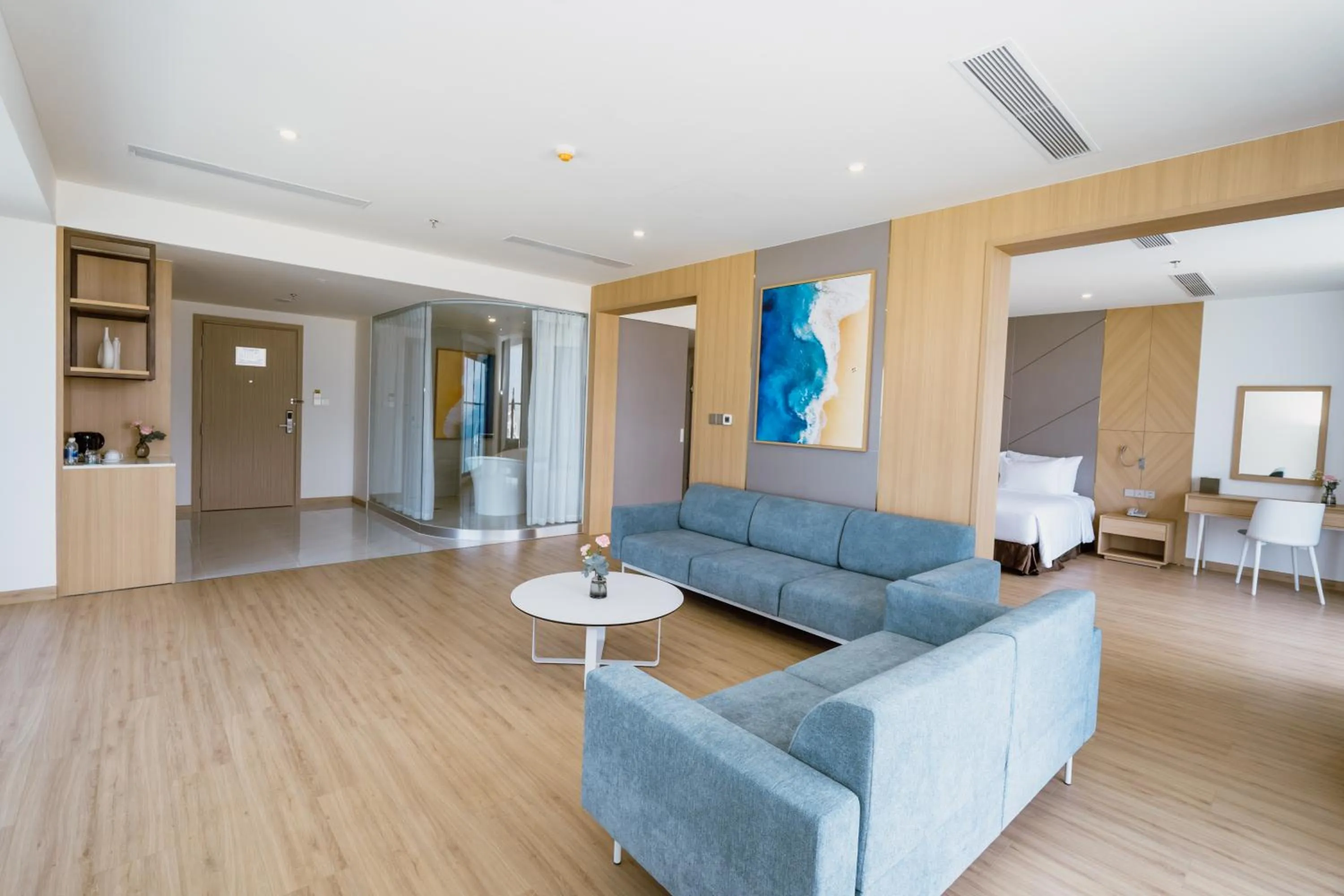 Living room in Aquamarine Cam Ranh - By Swandor