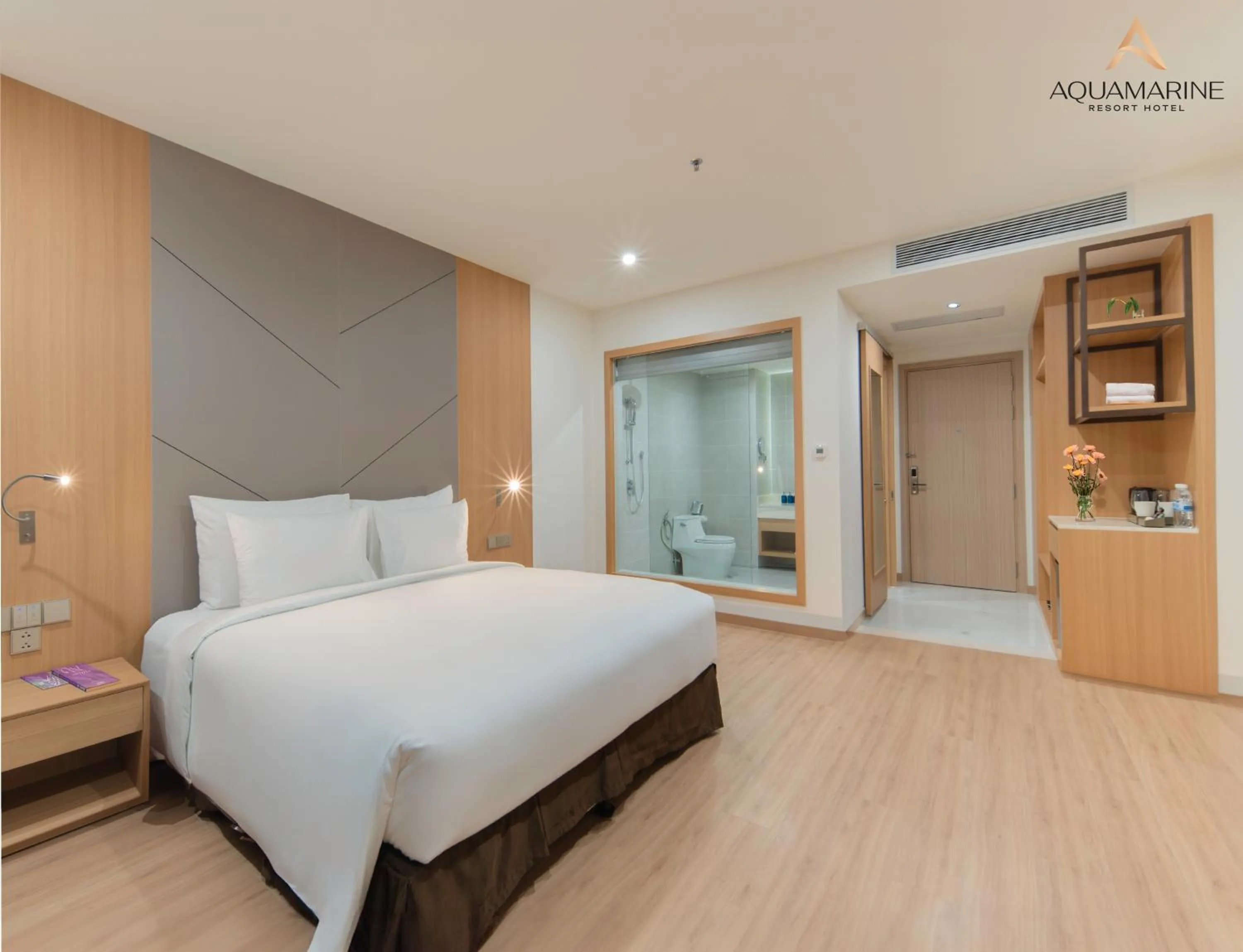 Bedroom, Bed in Aquamarine Cam Ranh - By Swandor