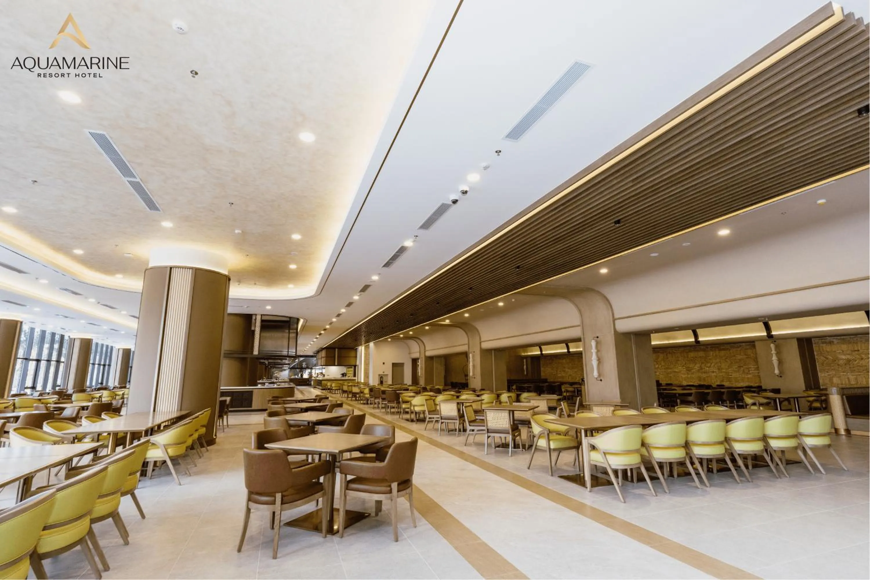 Restaurant/places to eat in Aquamarine Cam Ranh - By Swandor