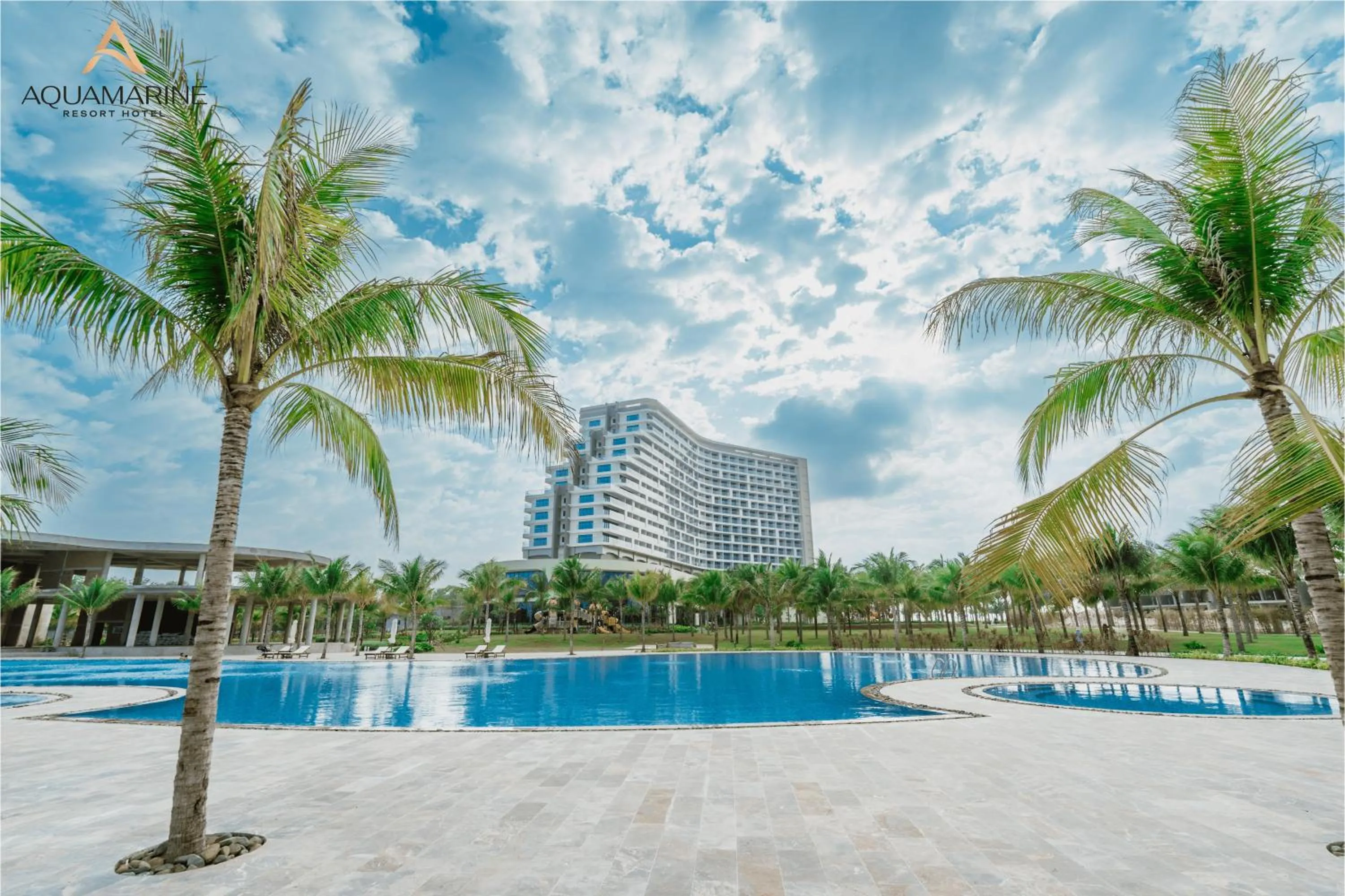 Hiking in Aquamarine Cam Ranh - By Swandor