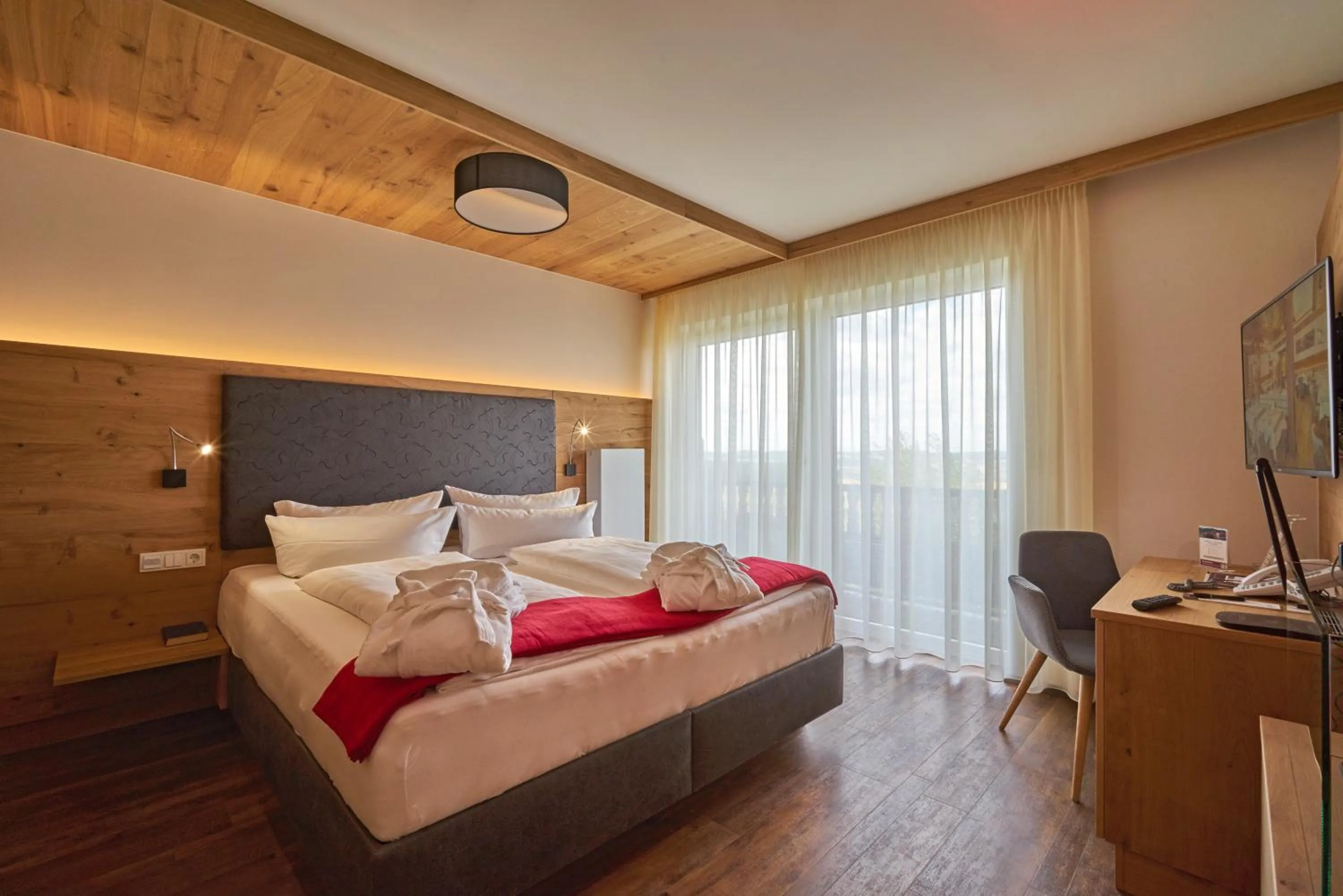 TV and multimedia, Bed in Wellnesshotel Zum Koch