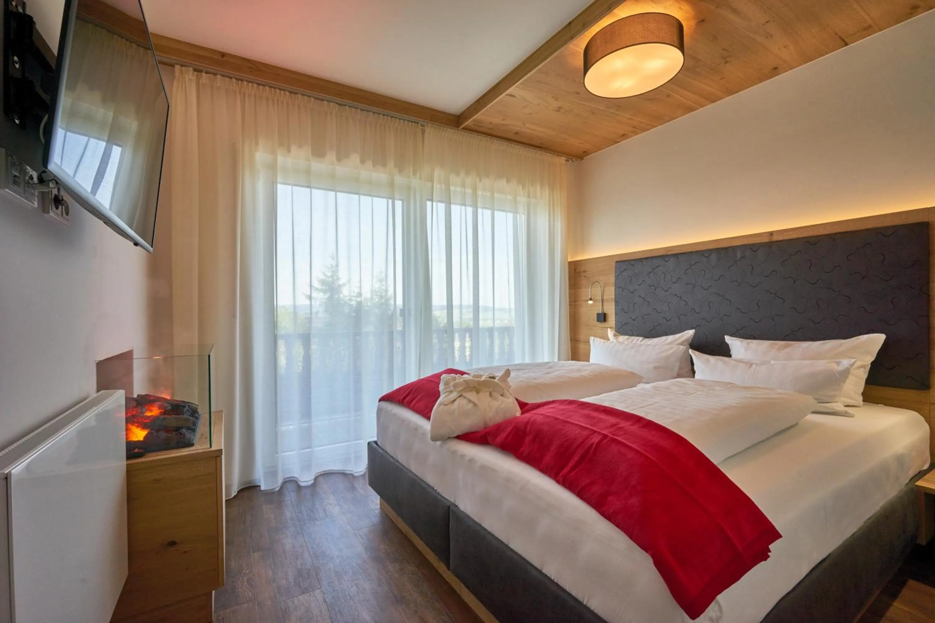 TV and multimedia, Bed in Wellnesshotel Zum Koch