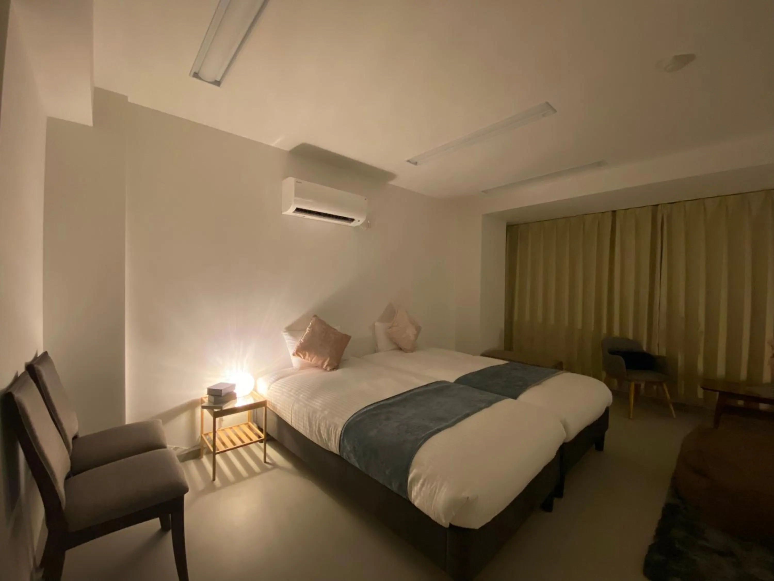 Bed in THE MOON Atami