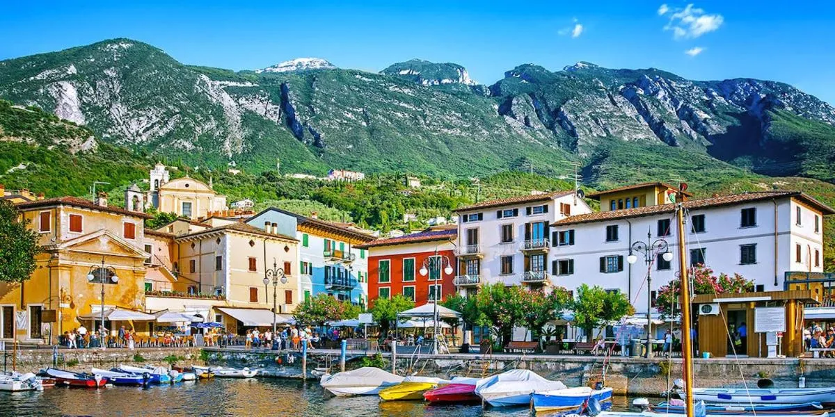 City view in Hotel Gabbiano - Garda Lake Collection