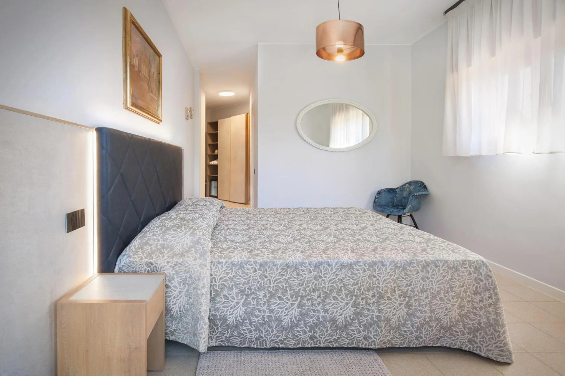 Photo of the whole room, Bed in Hotel Gabbiano - Garda Lake Collection