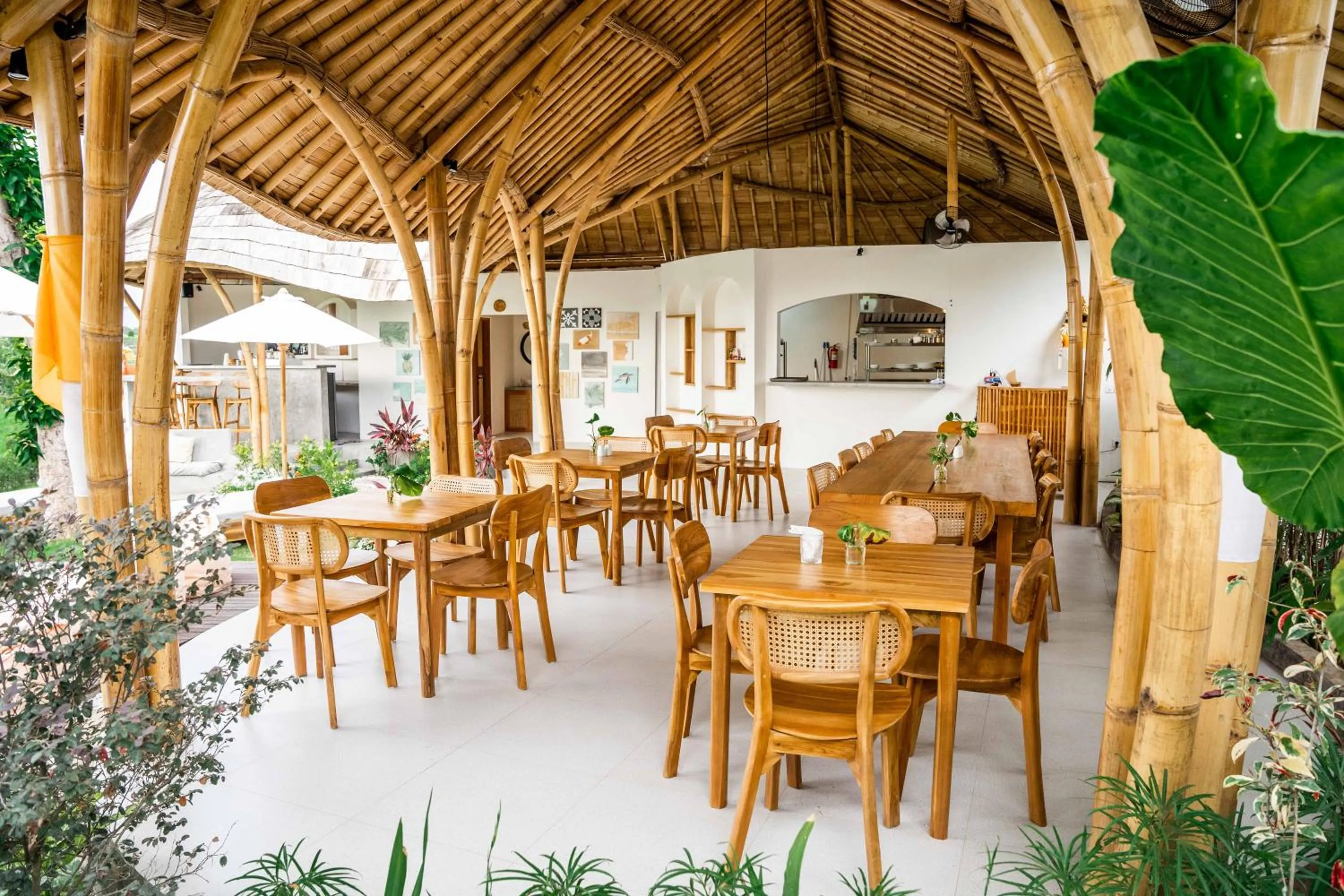 Restaurant/places to eat in Shanti Boutique Retreat